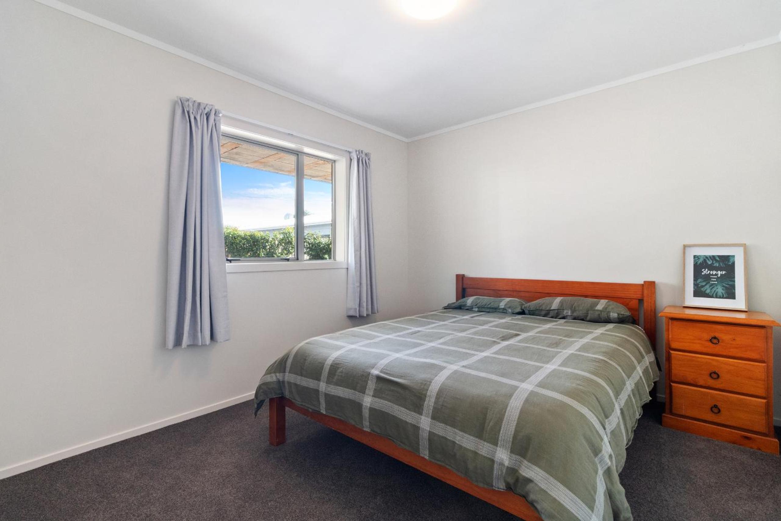 Barefoot Breeze - Waihi Beach Holiday Home