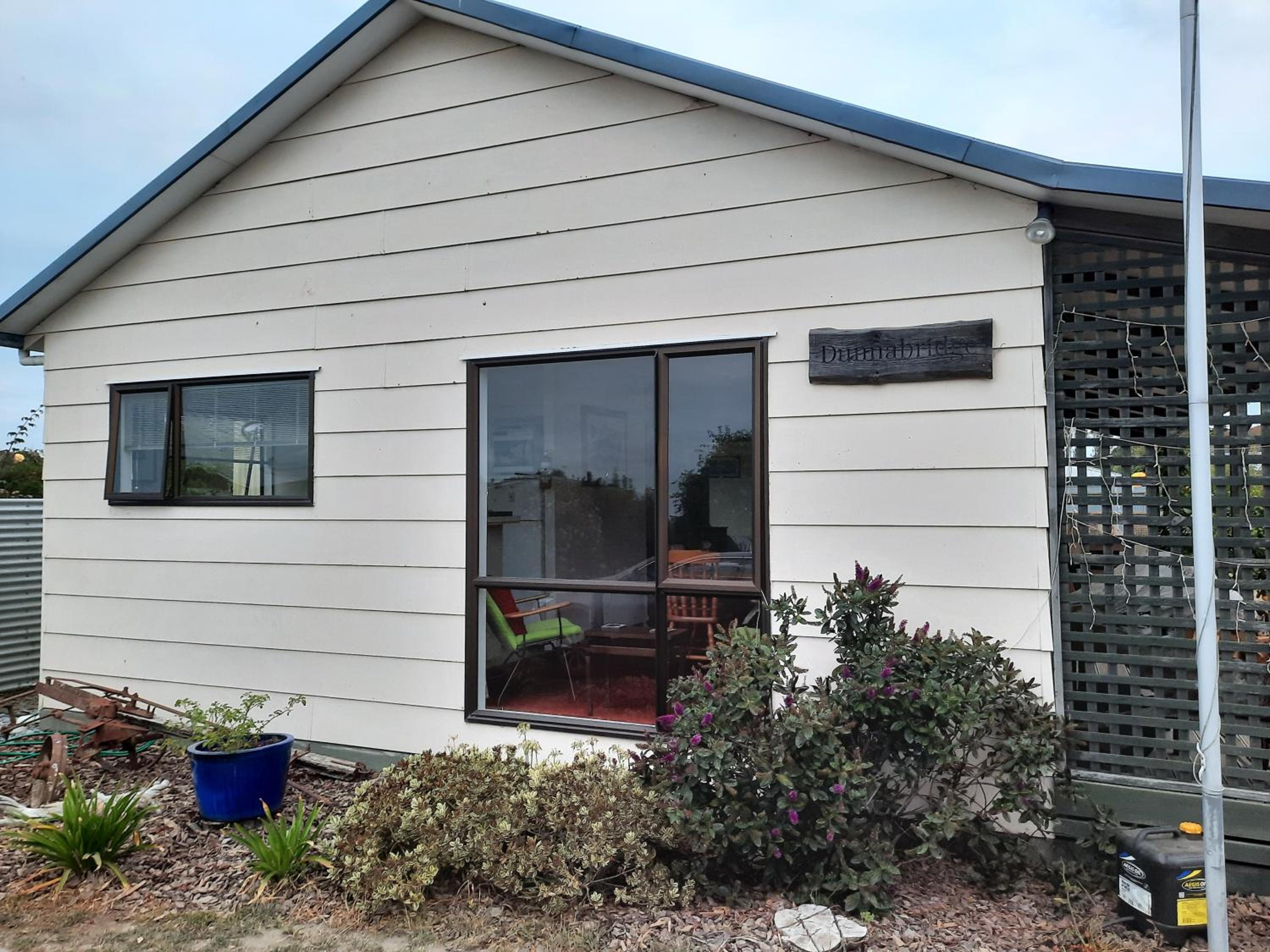 Rakaia Huts Holiday Home view 4