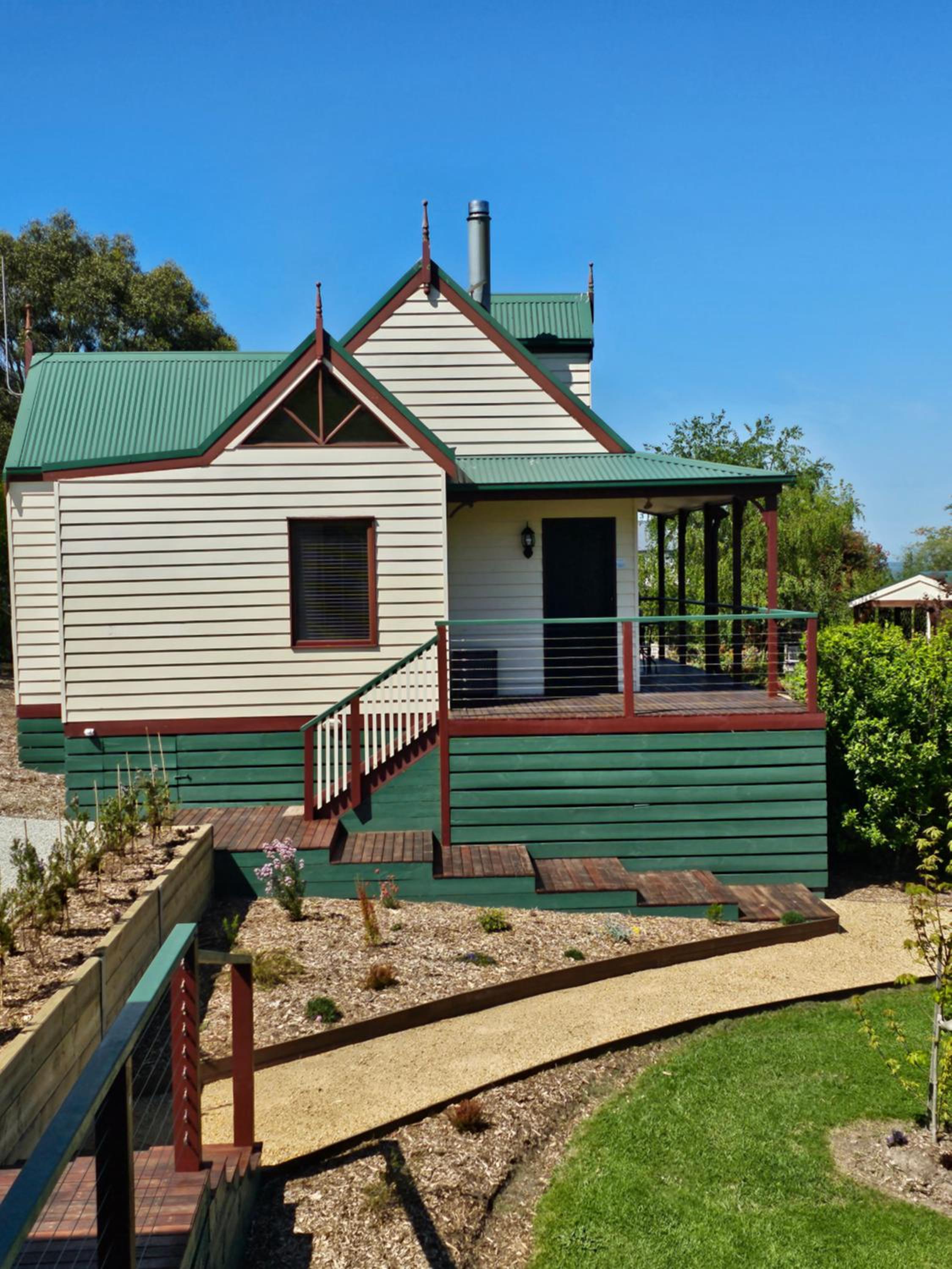 Maple Ridge Cottages