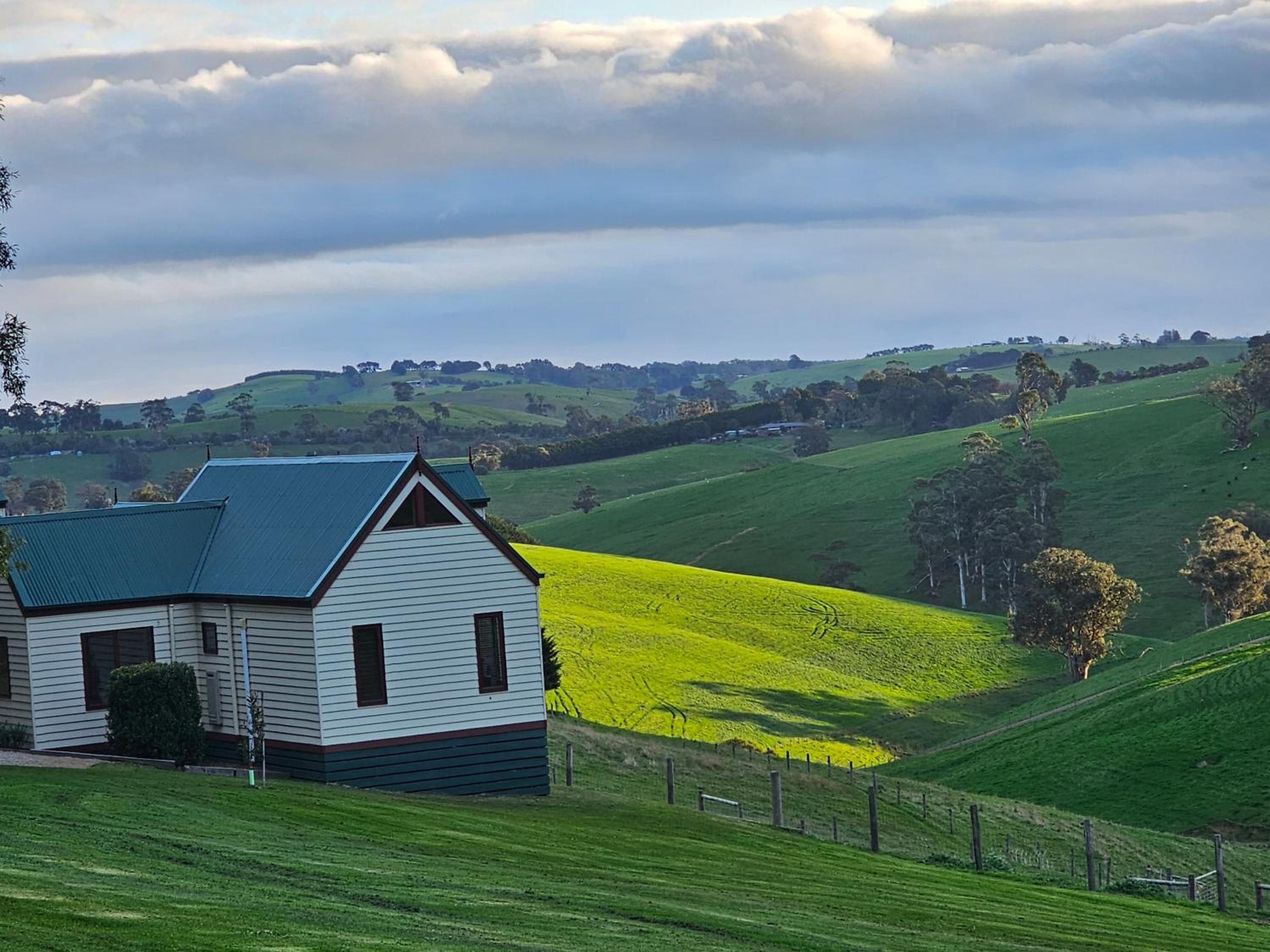 Maple Ridge Cottages