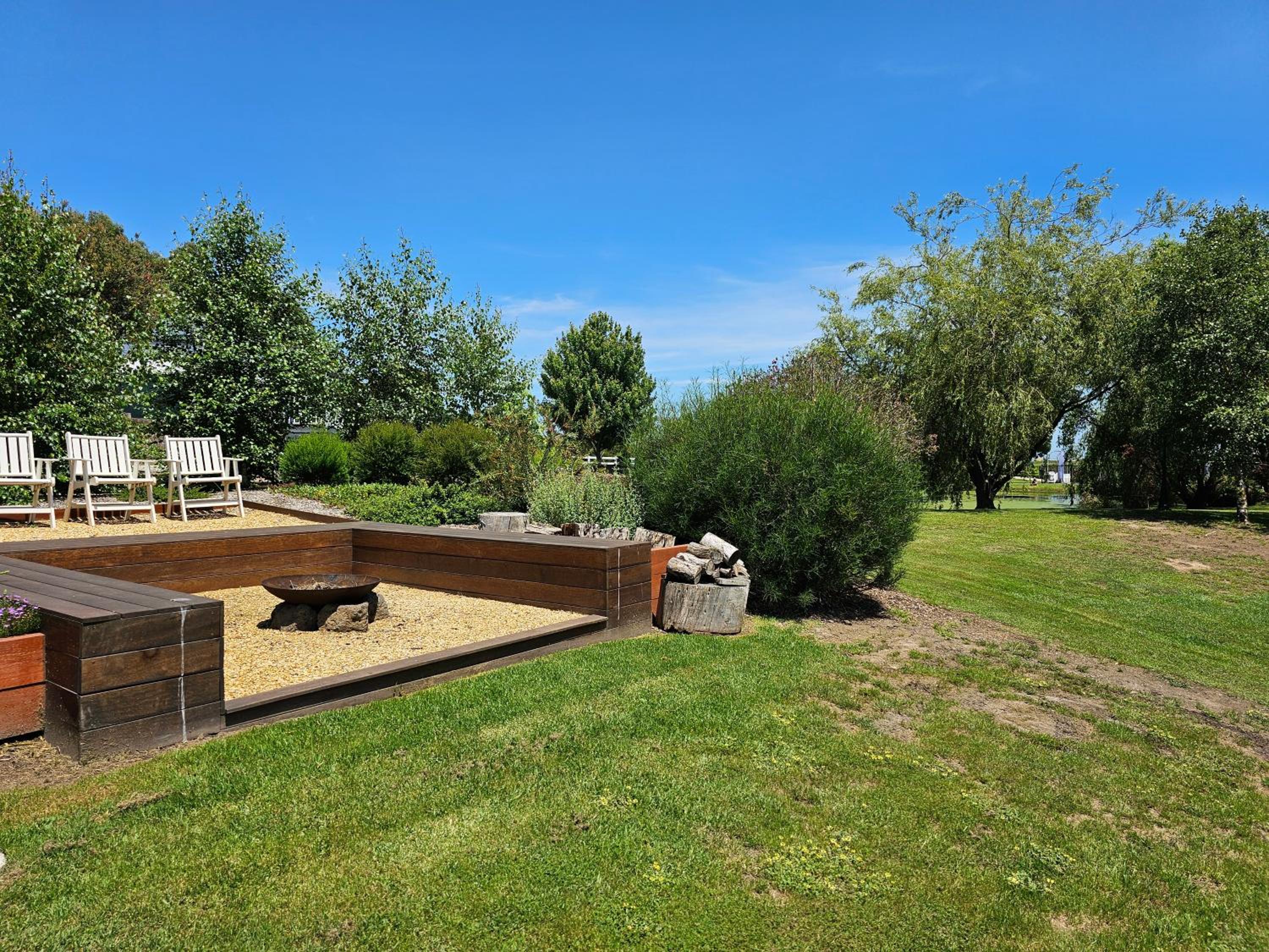 Maple Ridge Cottages