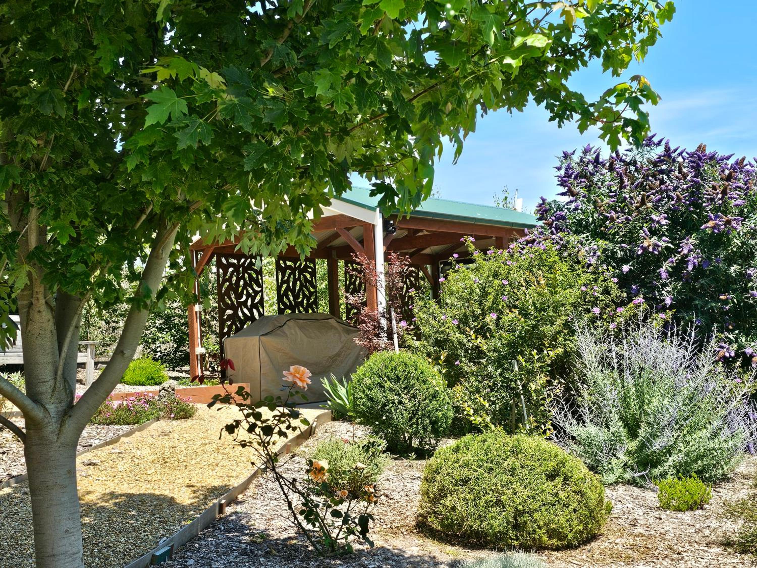 Maple Ridge Cottages