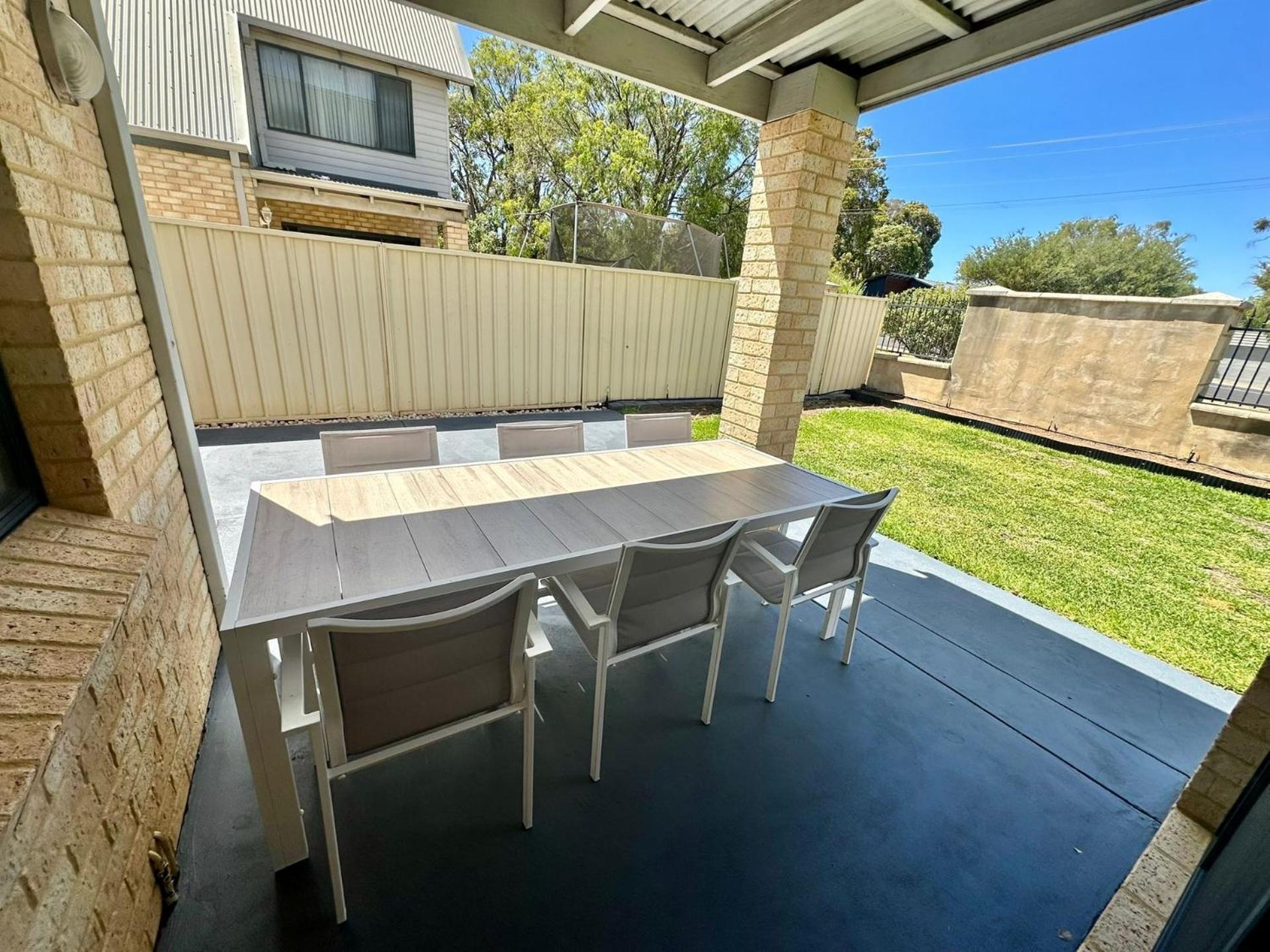 Hotel Villa 2 Dunsborough Villas