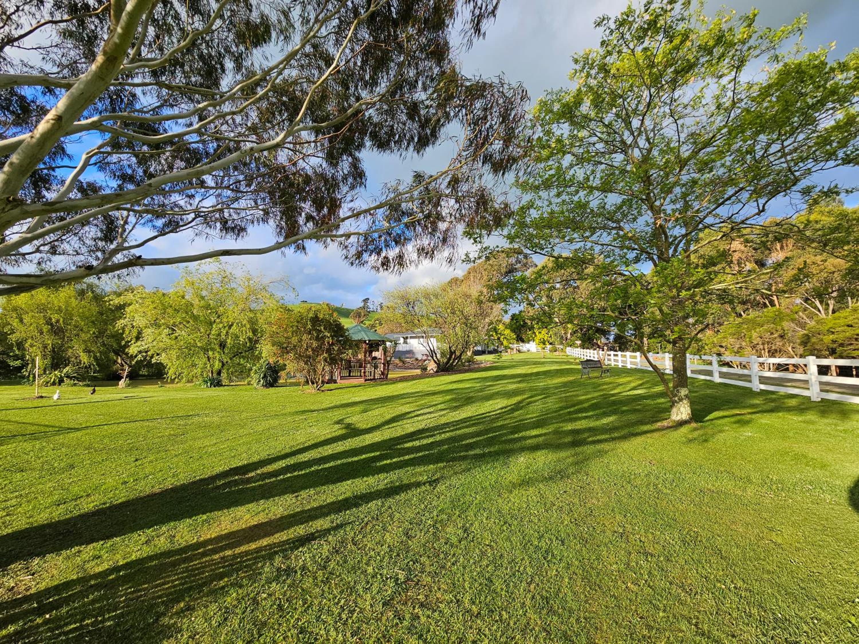 Maple Ridge Cottages