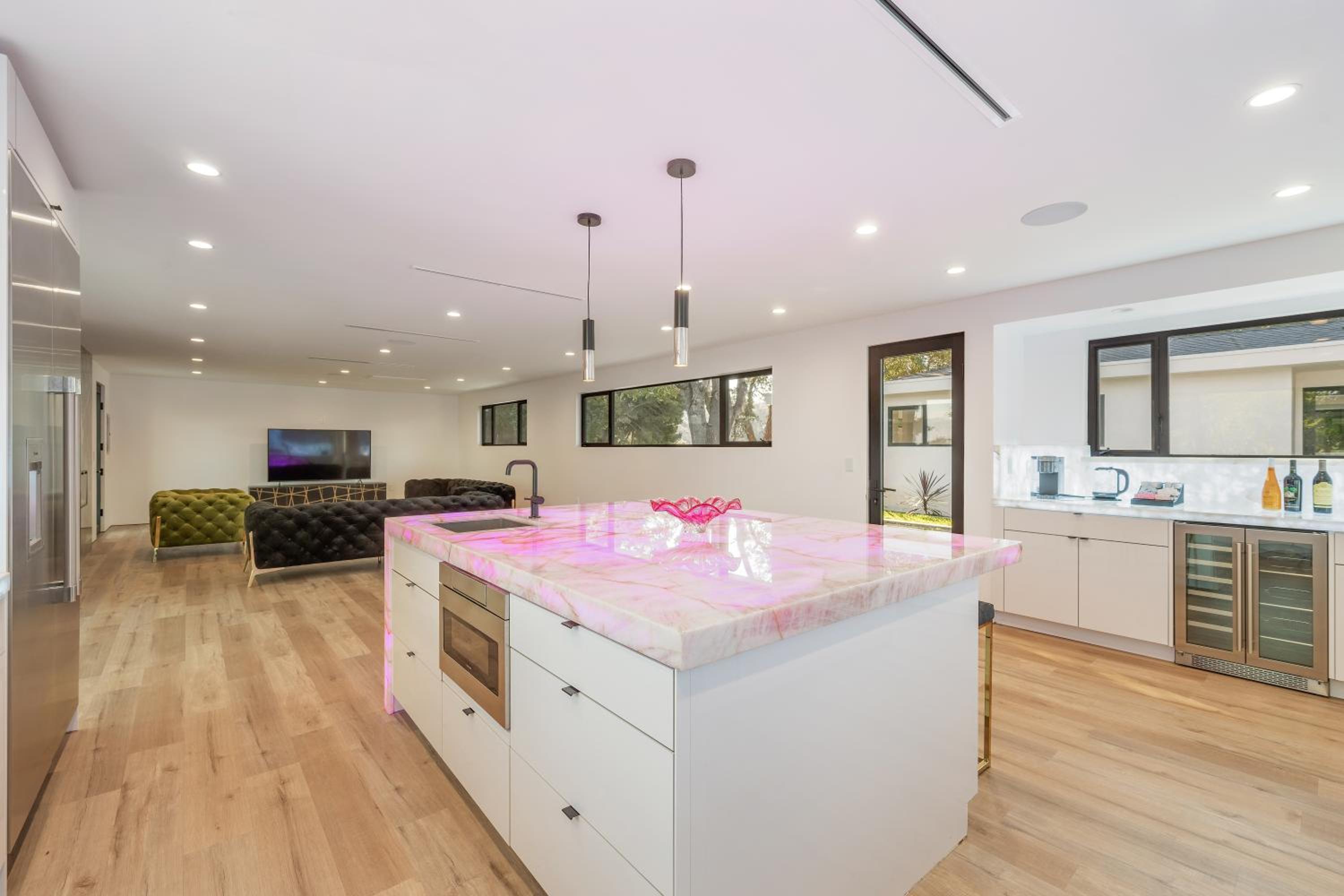 ৎ୭Alta mesa Luxৎ୭ privacy with pool jacuzzi & more