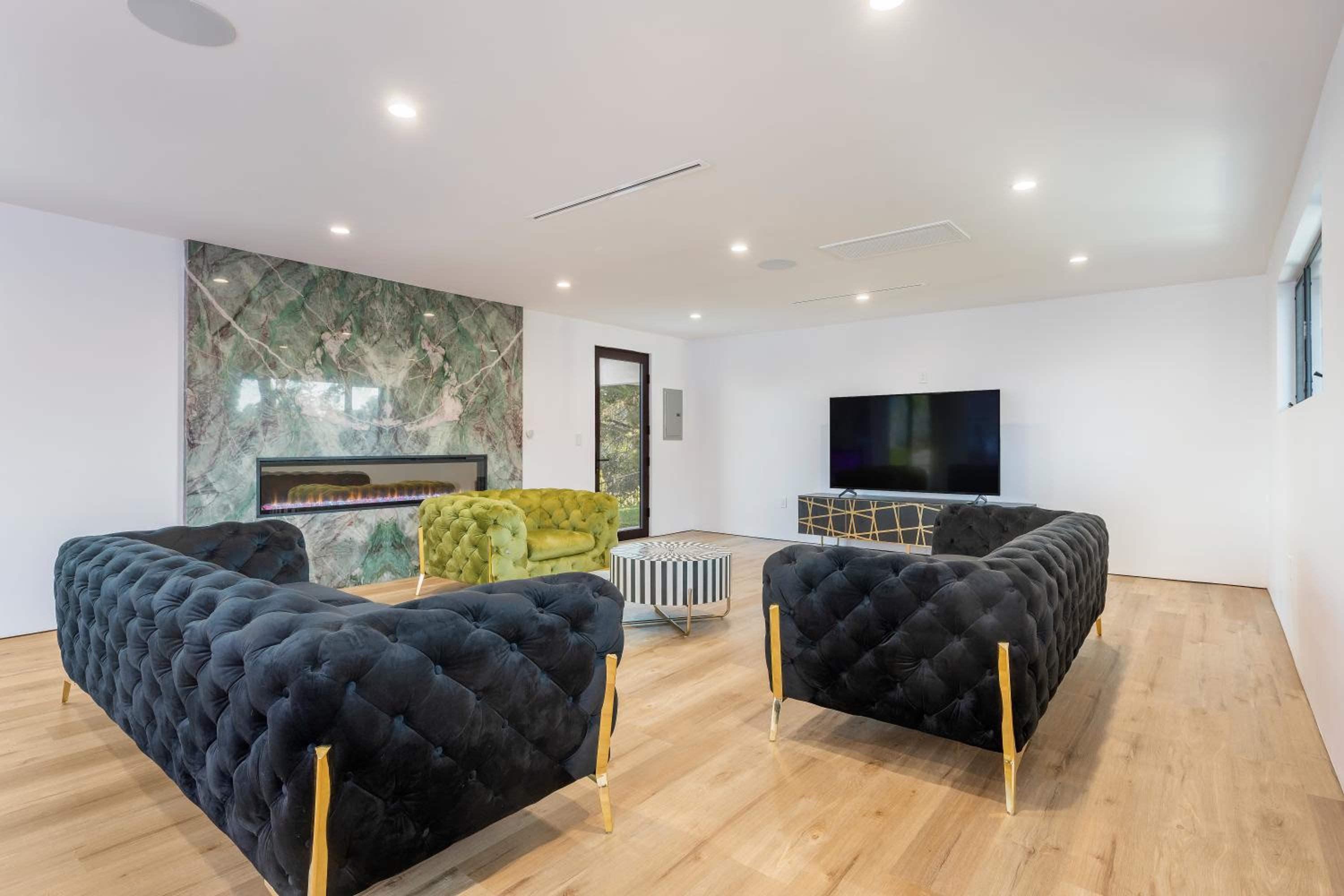 ৎ୭Alta mesa Luxৎ୭ privacy with pool jacuzzi & more