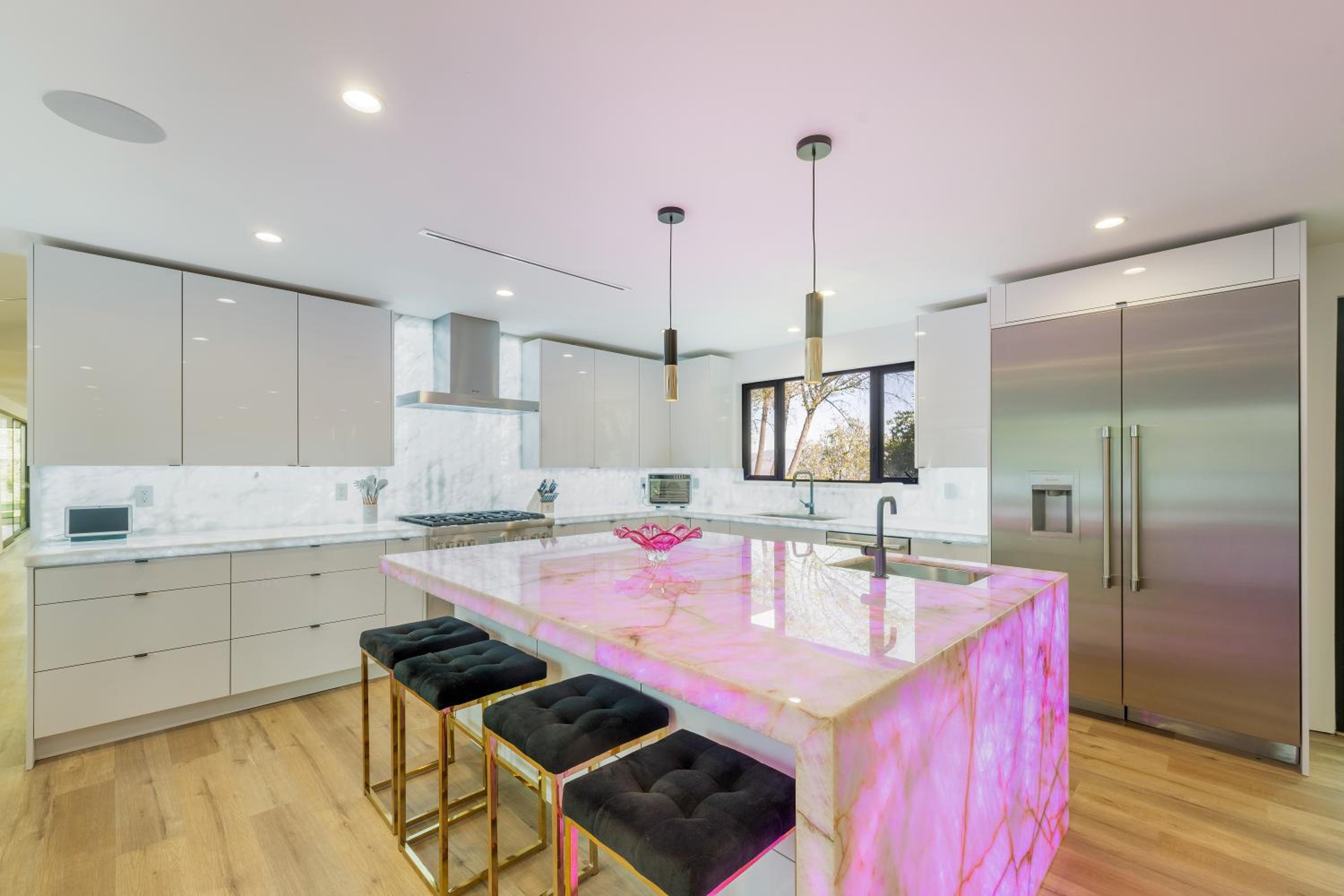 ৎ୭Alta mesa Luxৎ୭ privacy with pool jacuzzi & more