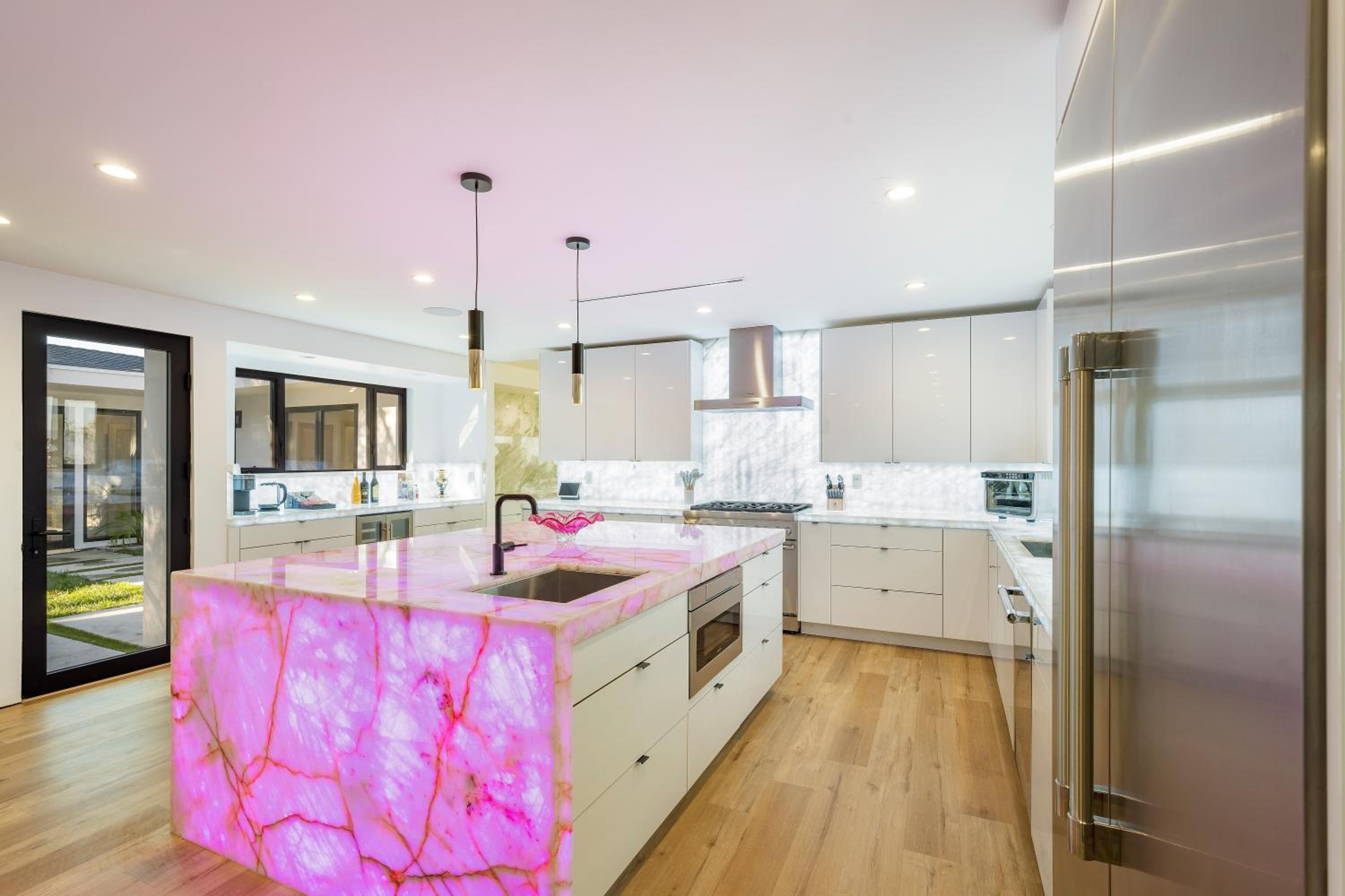 ৎ୭Alta mesa Luxৎ୭ privacy with pool jacuzzi & more