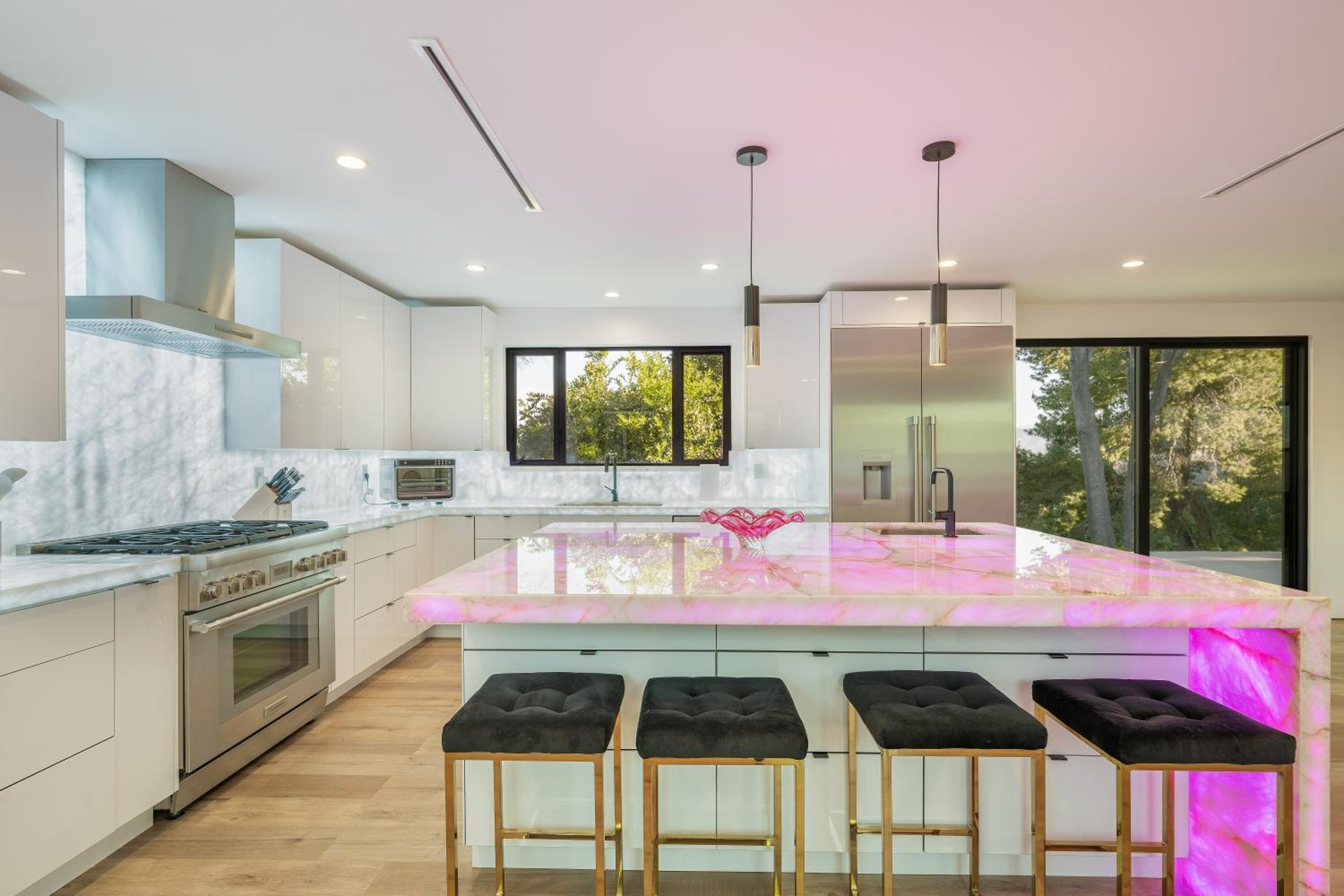 ৎ୭Alta mesa Luxৎ୭ privacy with pool jacuzzi & more
