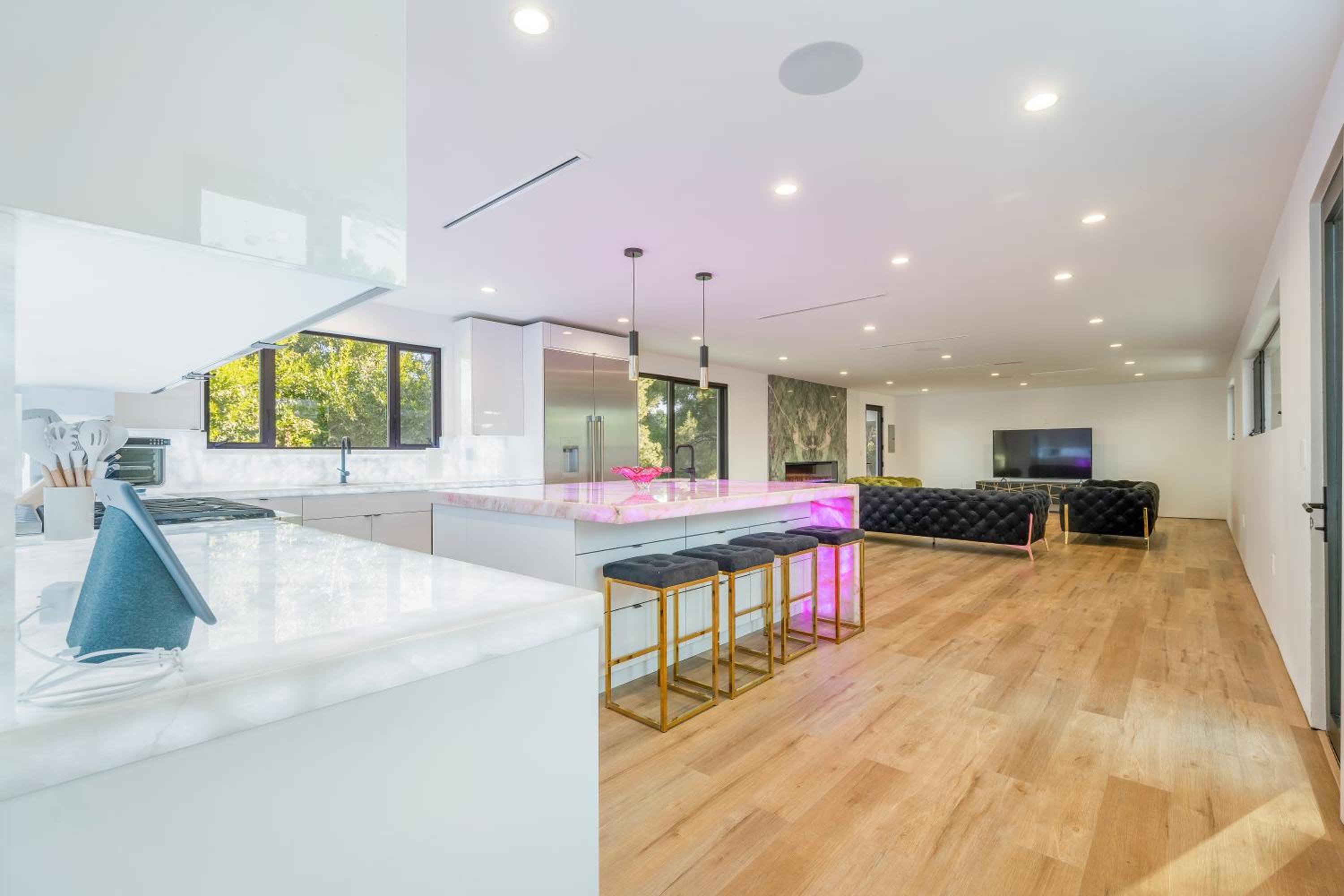 ৎ୭Alta mesa Luxৎ୭ privacy with pool jacuzzi & more