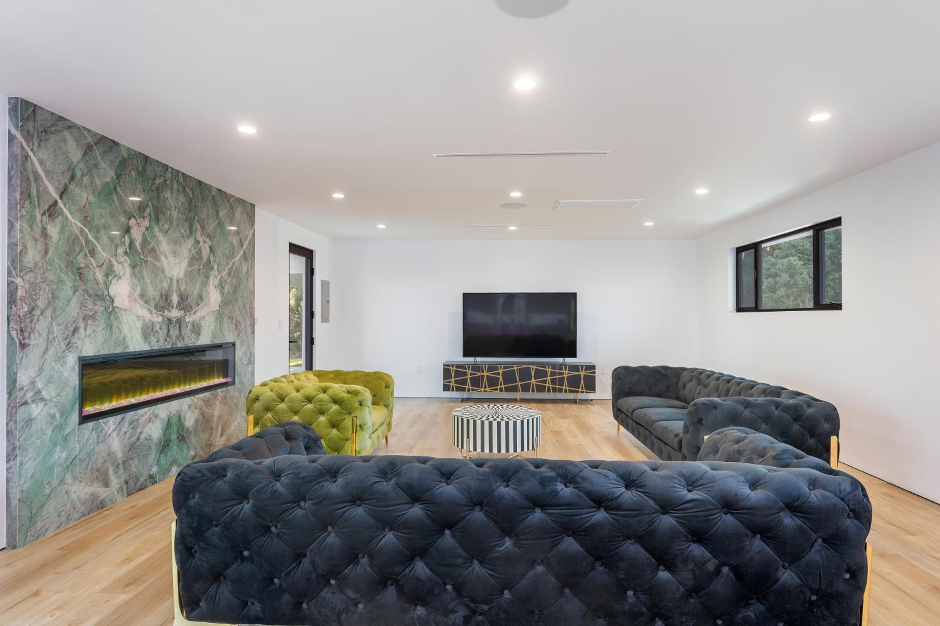 ৎ୭Alta mesa Luxৎ୭ privacy with pool jacuzzi & more