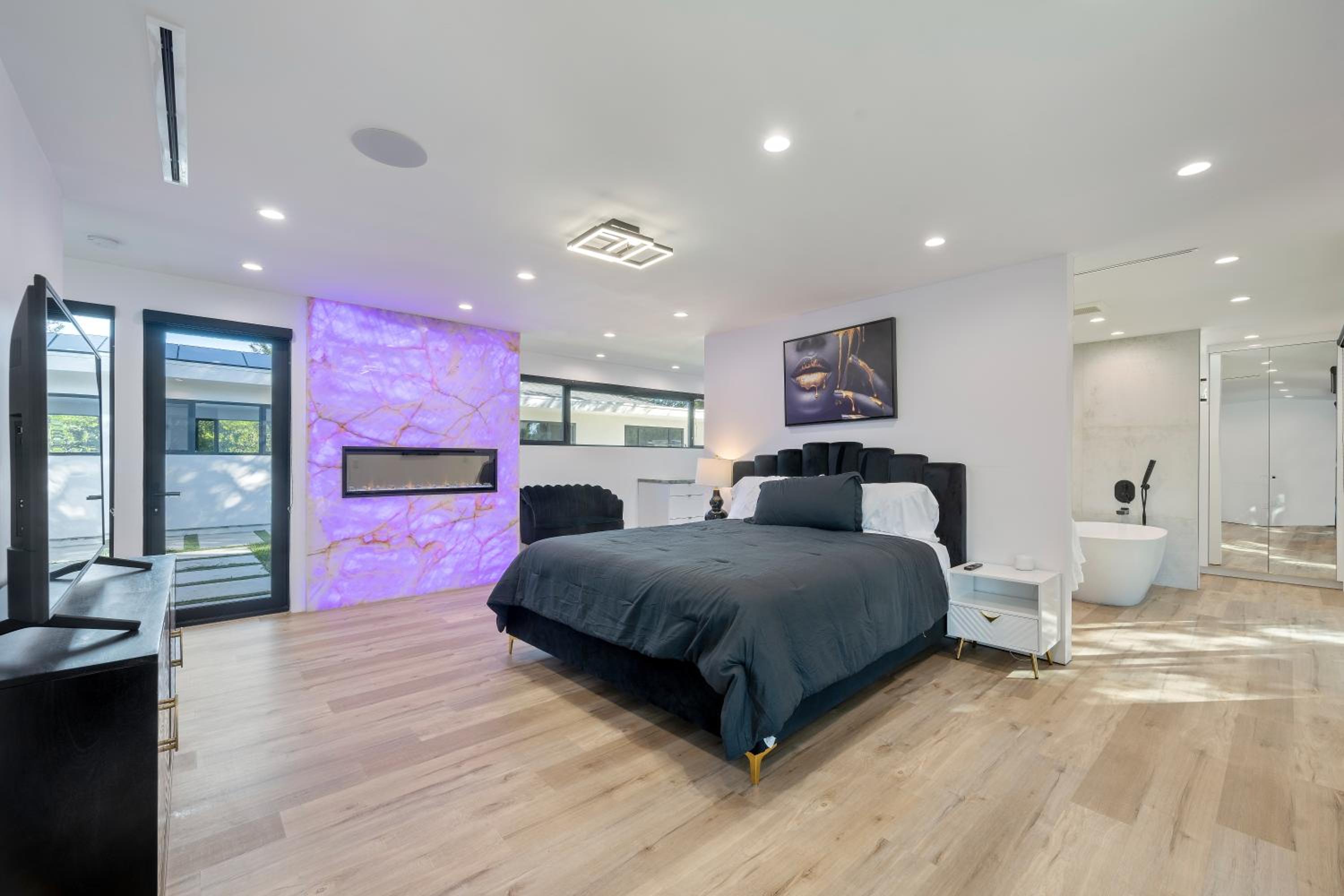 ৎ୭Alta mesa Luxৎ୭ privacy with pool jacuzzi & more