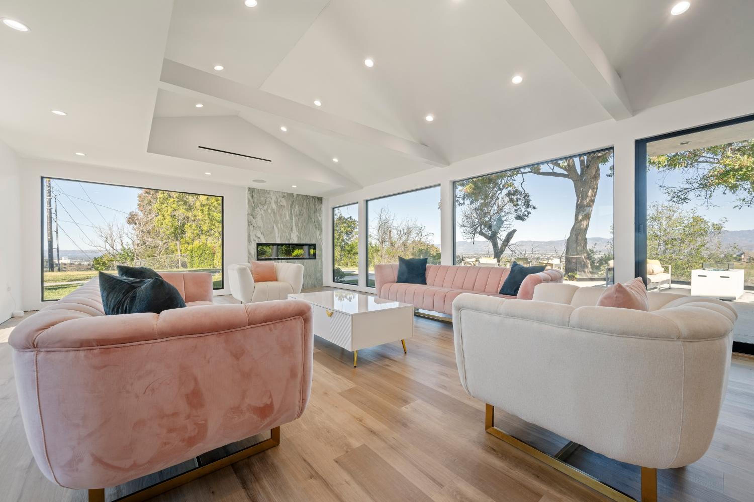ৎ୭Alta mesa Luxৎ୭ privacy with pool jacuzzi & more