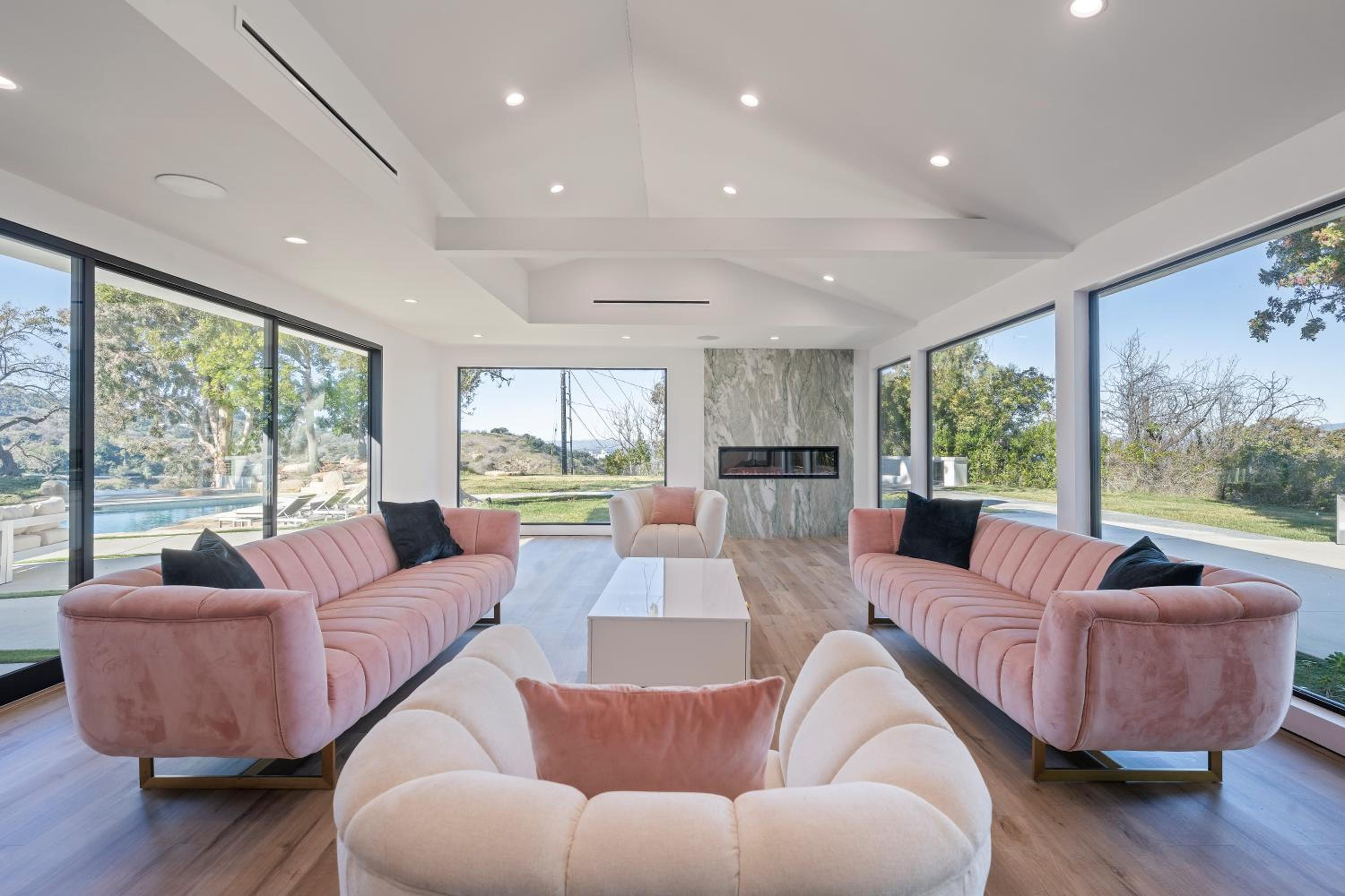 ৎ୭Alta mesa Luxৎ୭ privacy with pool jacuzzi & more