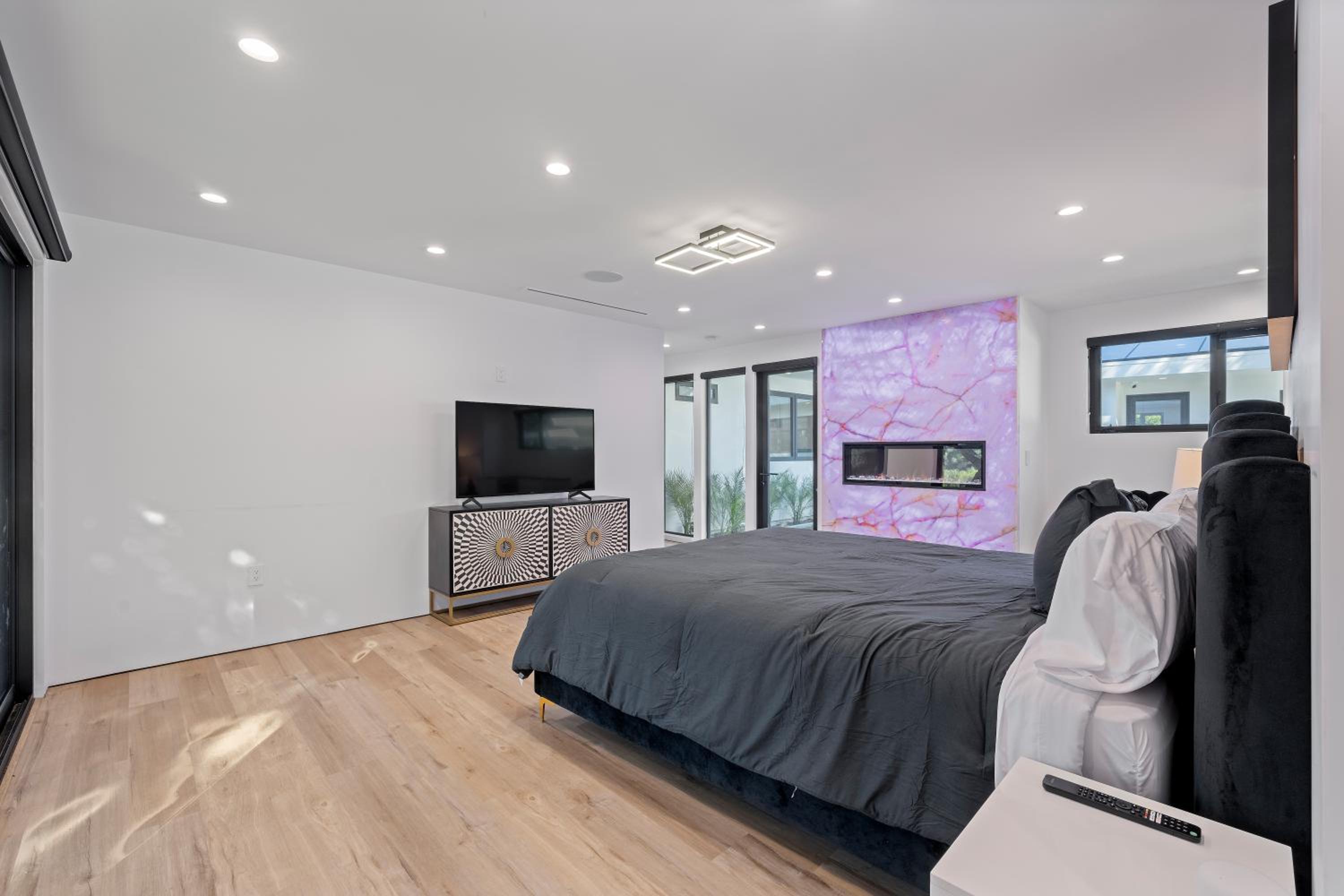 ৎ୭Alta mesa Luxৎ୭ privacy with pool jacuzzi & more