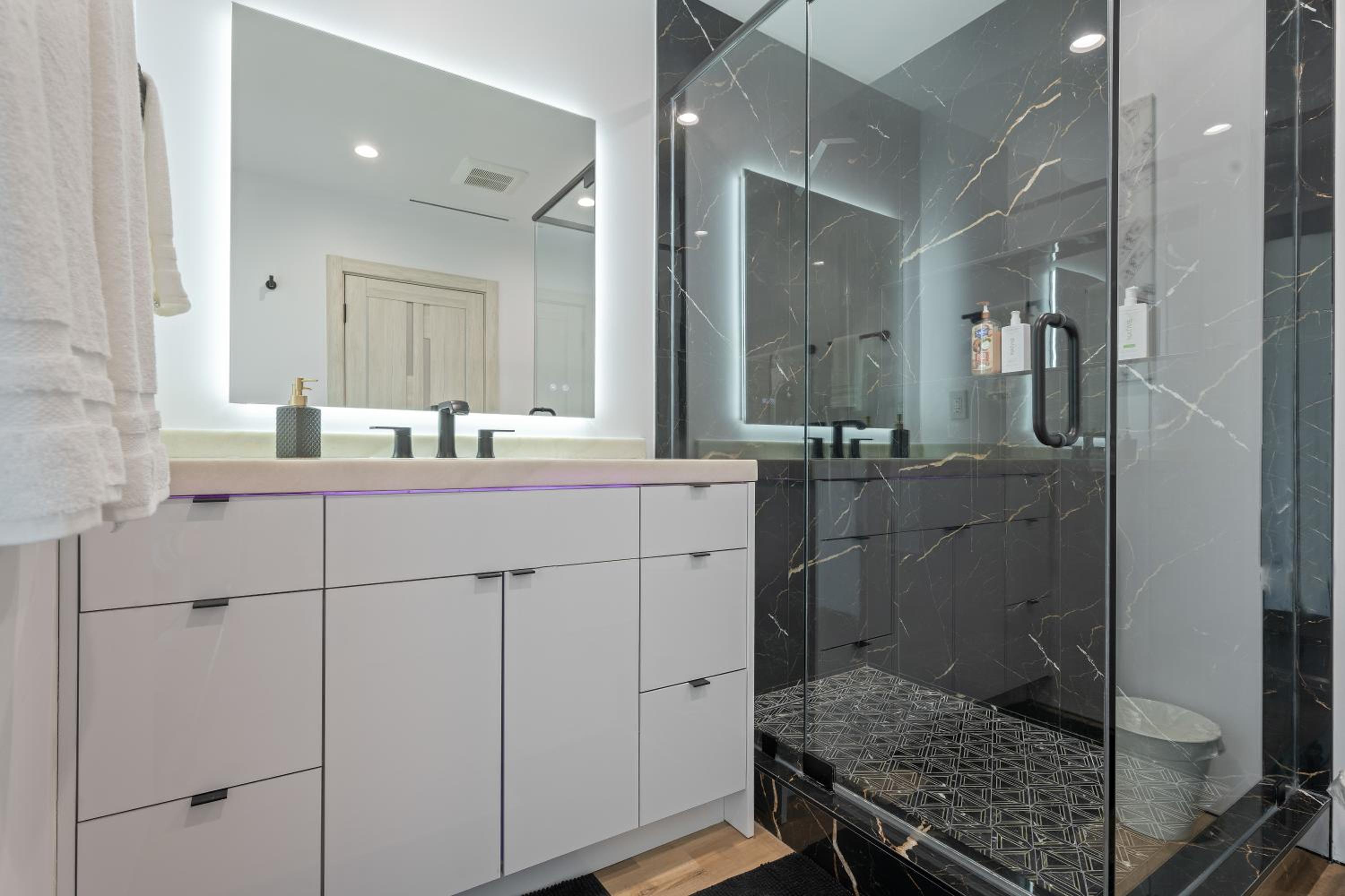 ৎ୭Alta mesa Luxৎ୭ privacy with pool jacuzzi & more