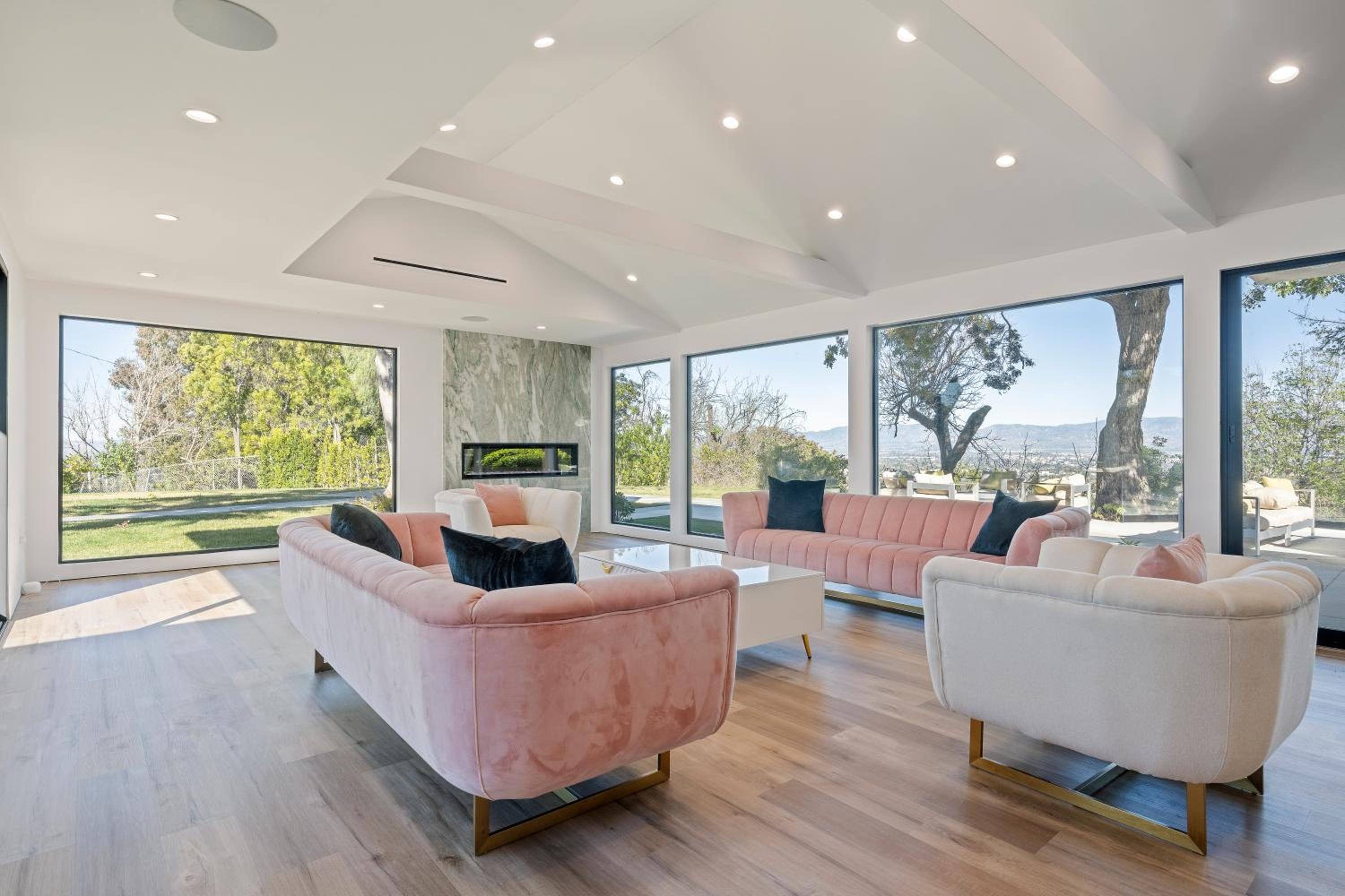 ৎ୭Alta mesa Luxৎ୭ privacy with pool jacuzzi & more