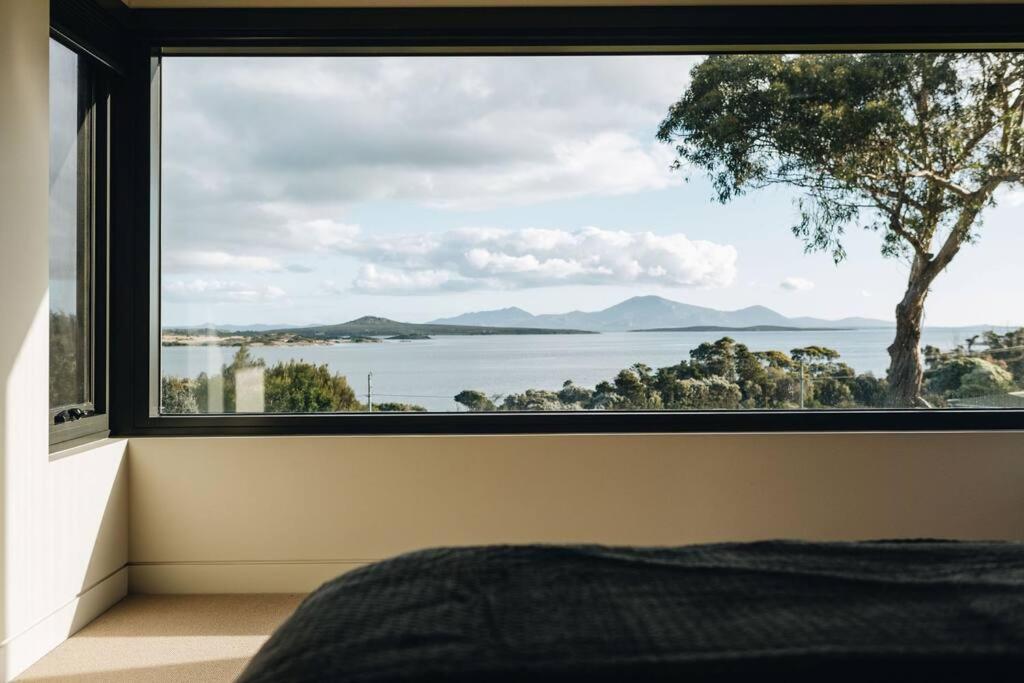 Faraway on Flinders Island