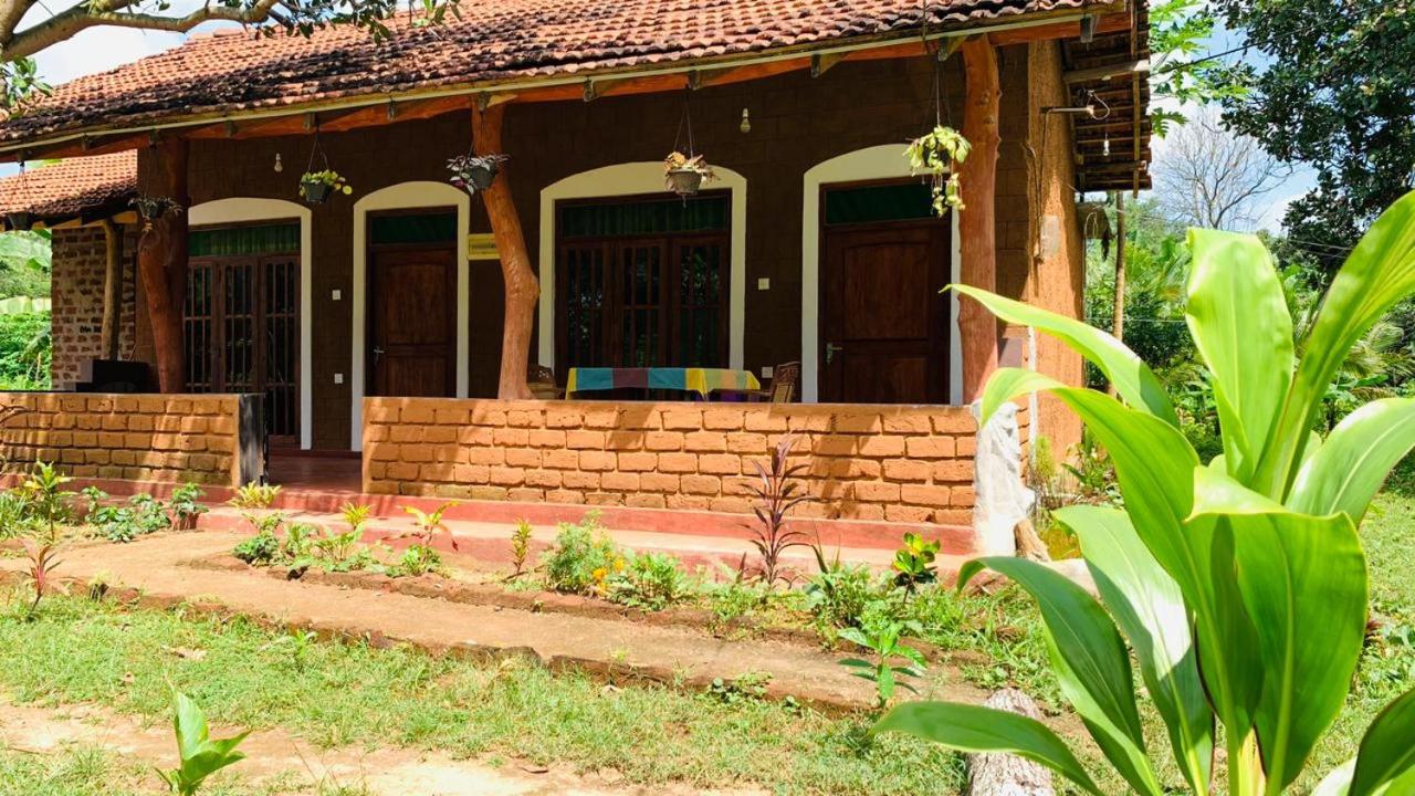 Sigiriya Chena Villa