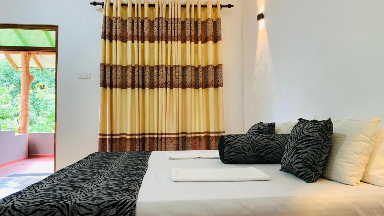 Sigiriya Chena Villa