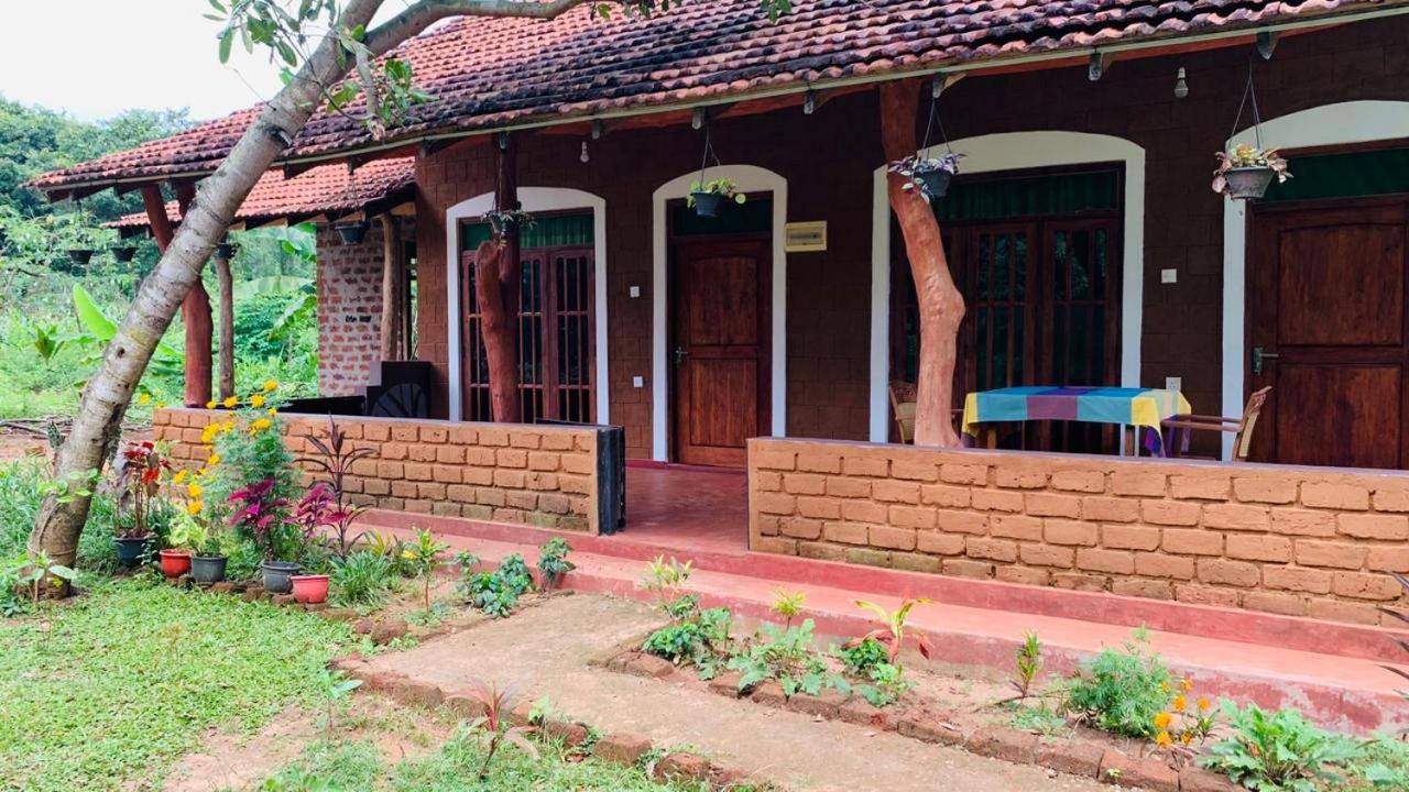 Sigiriya Chena Villa
