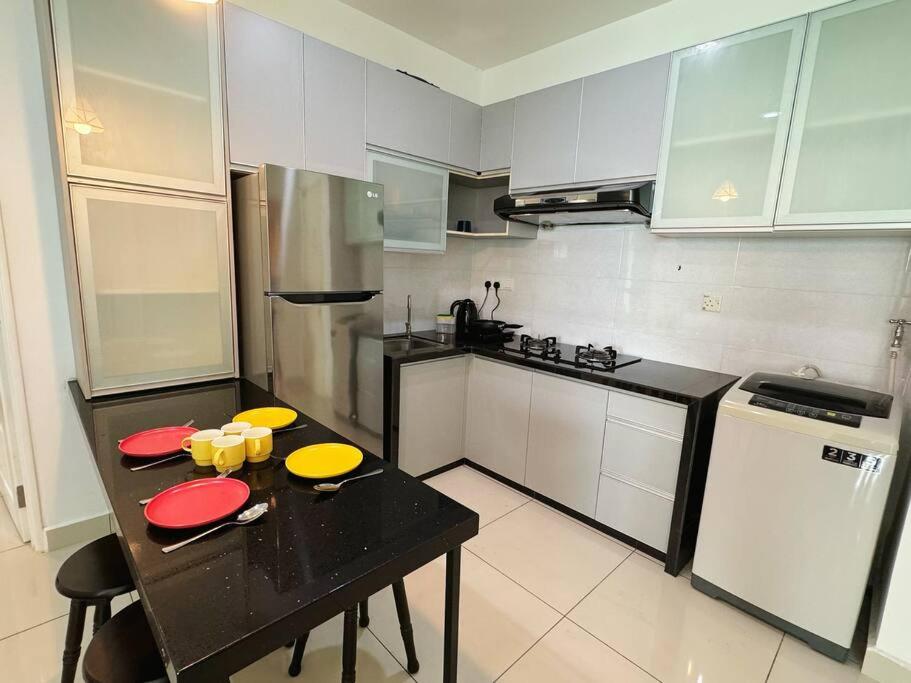Mansion One Seaview 2BR 2-6pax near GMC Gurney photo 2