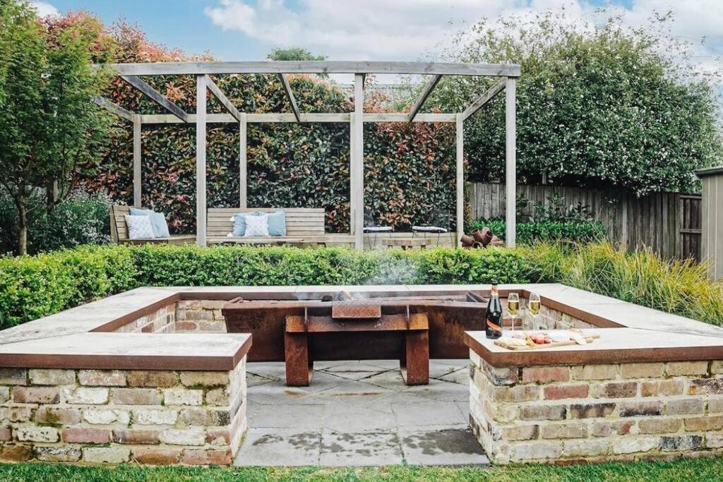 Merrett Vale Home