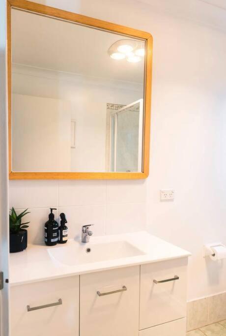 Merrett Vale Home
