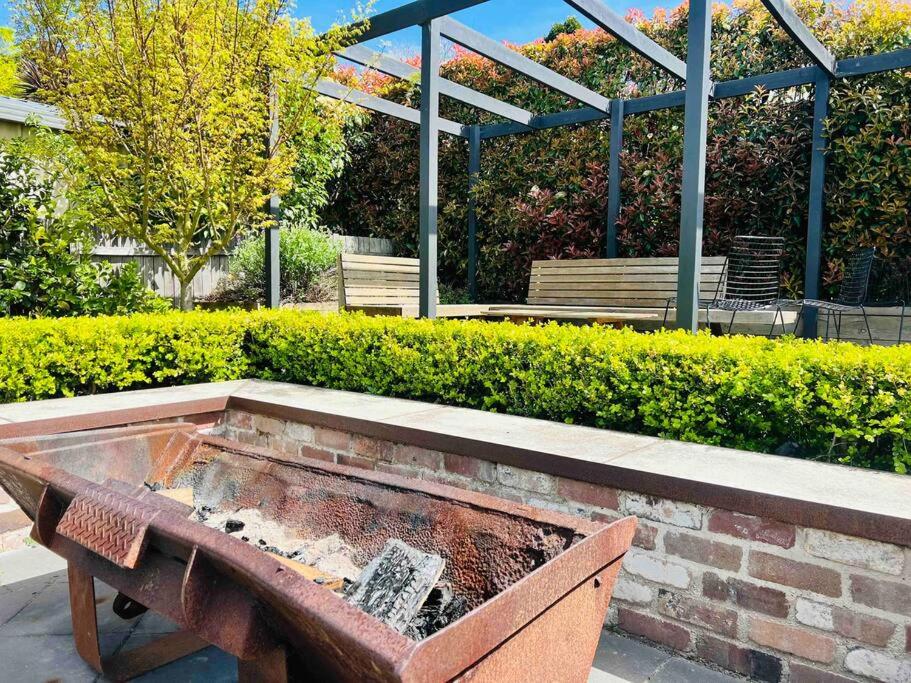 Merrett Vale Home