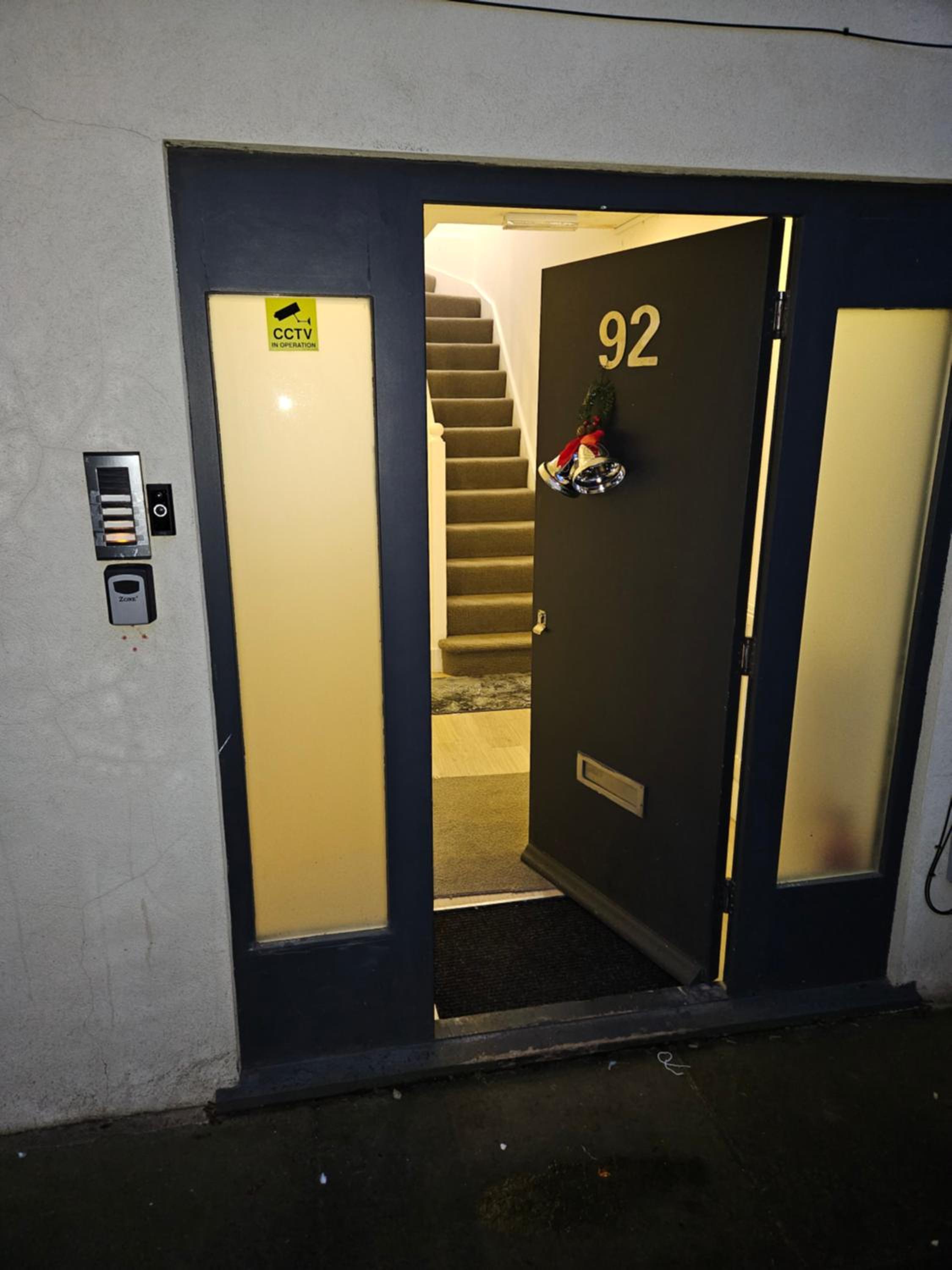 1 Bed Flat - Sleeps 2 - Parking - Garden