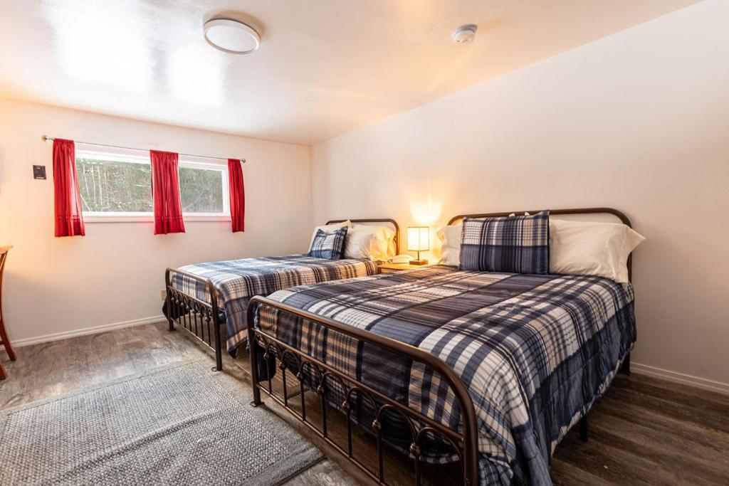 West Bethel Motel