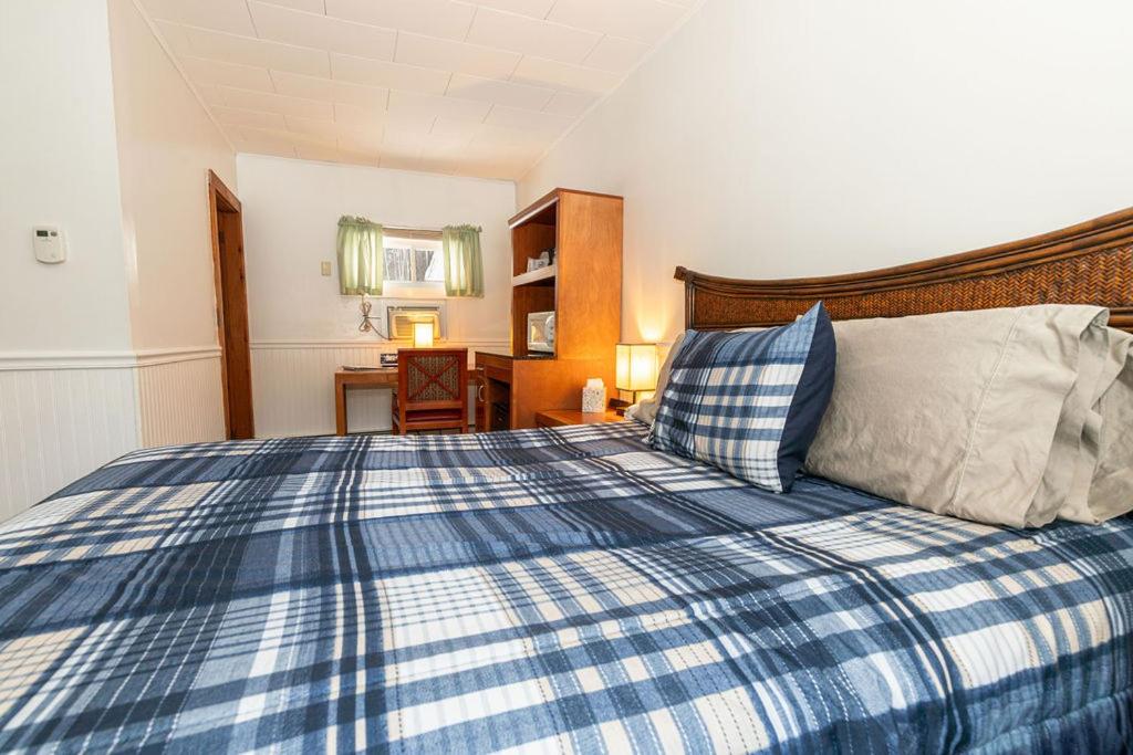 West Bethel Motel