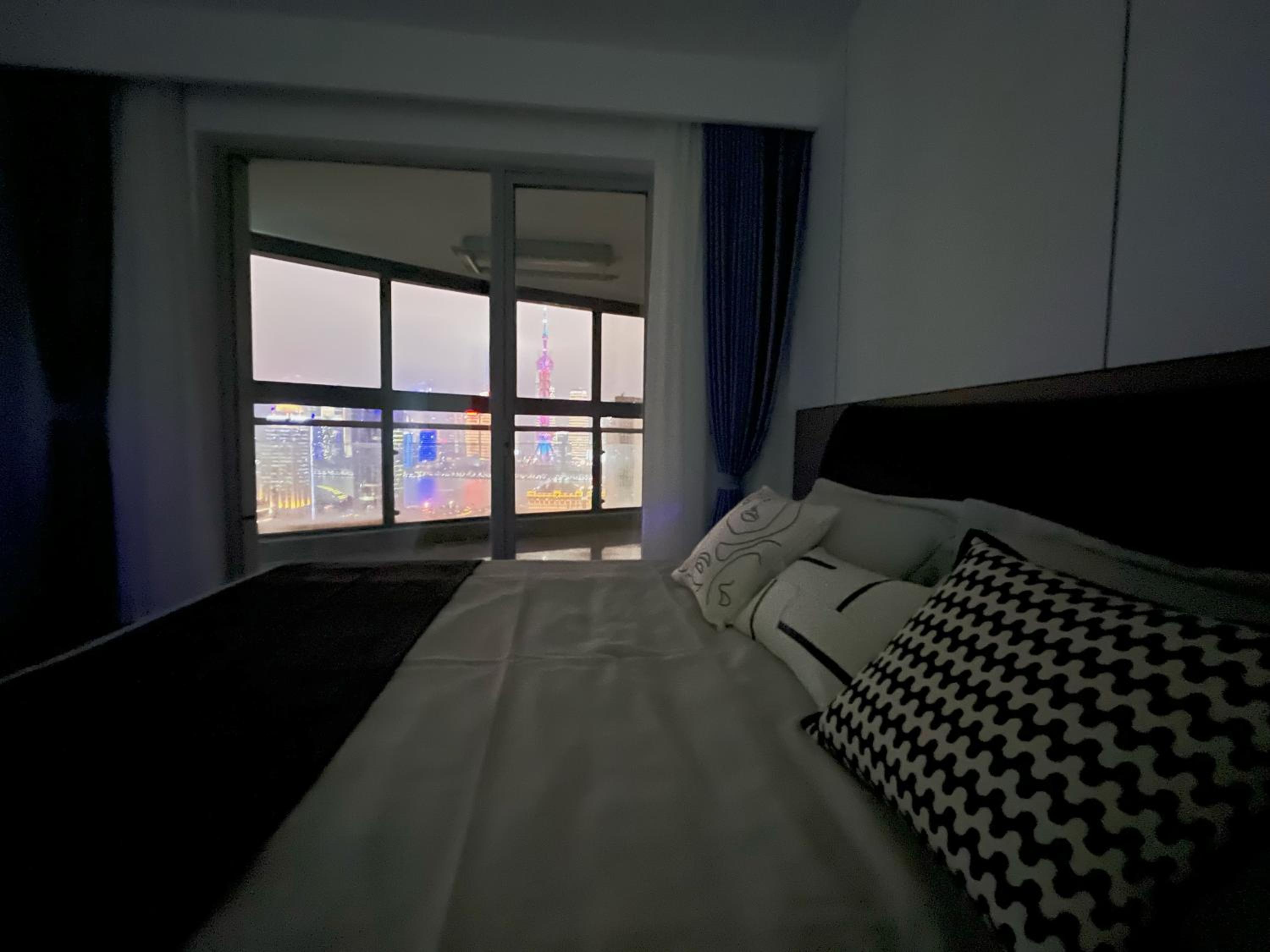 Shanghai Shining River Apartment -Near the Bund
