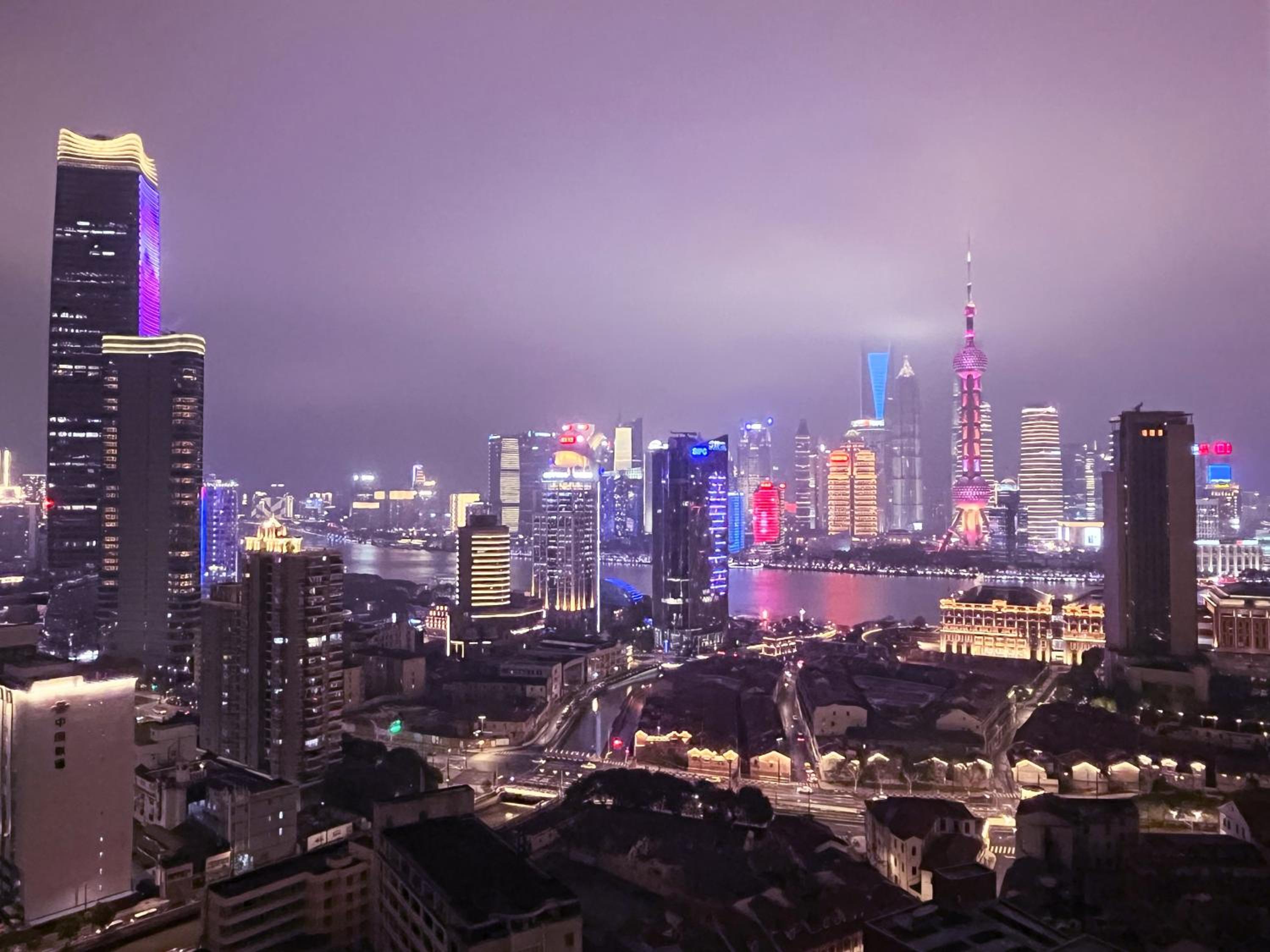 Shanghai Shining River Apartment -Near the Bund