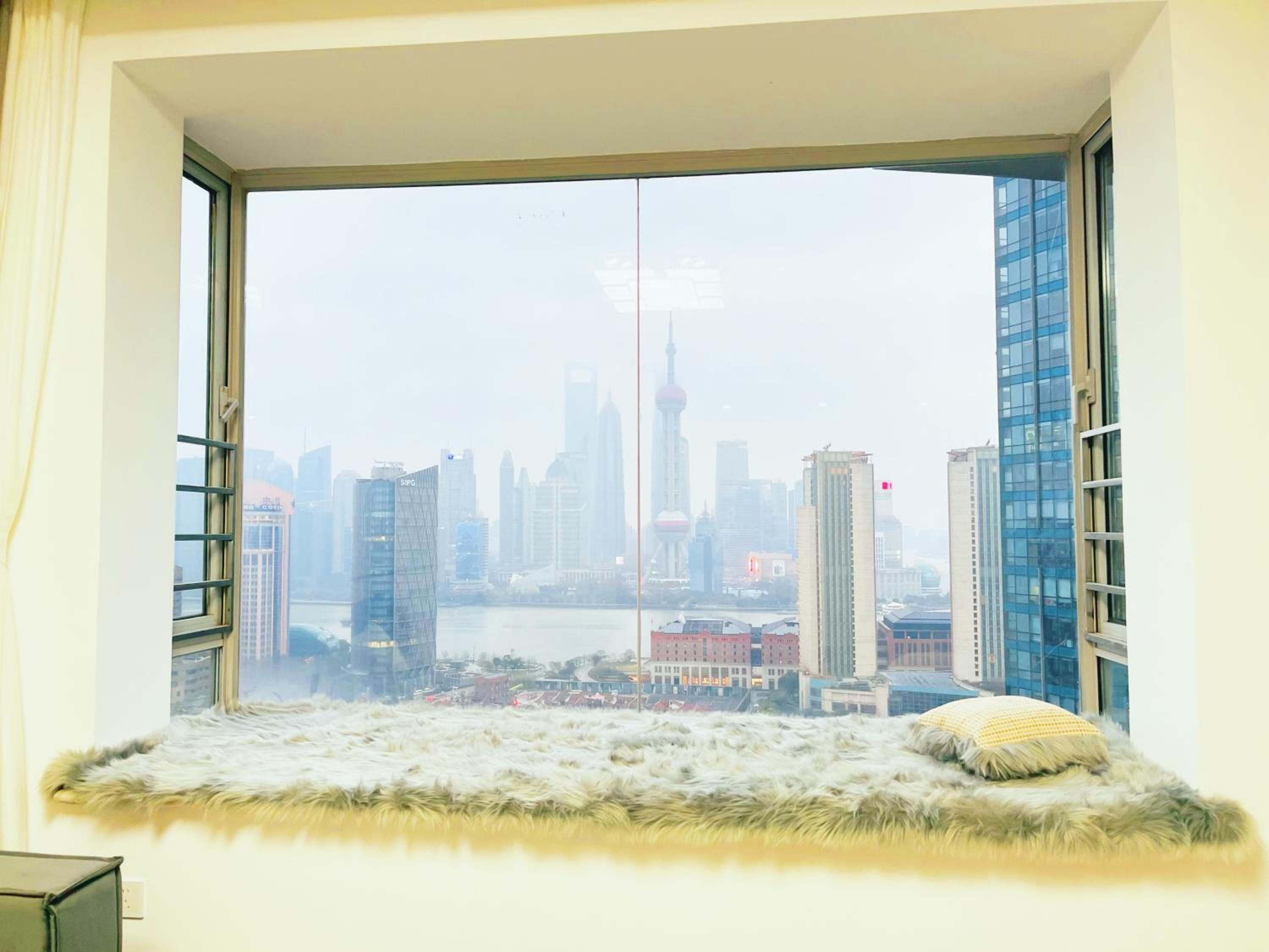 Shanghai Shining River Apartment -Near the Bund