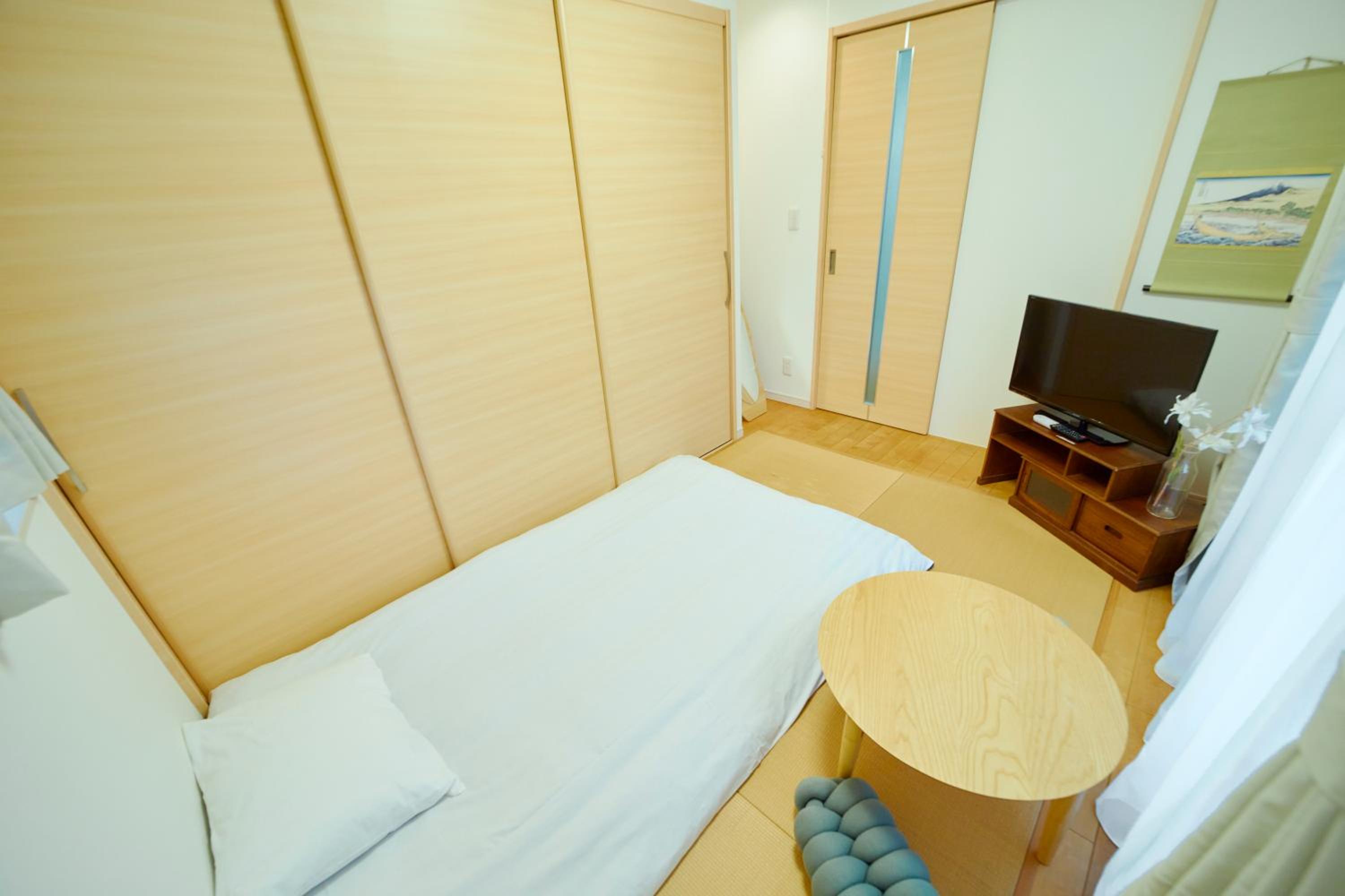 Shinjuku 'Deep Lane' Villa