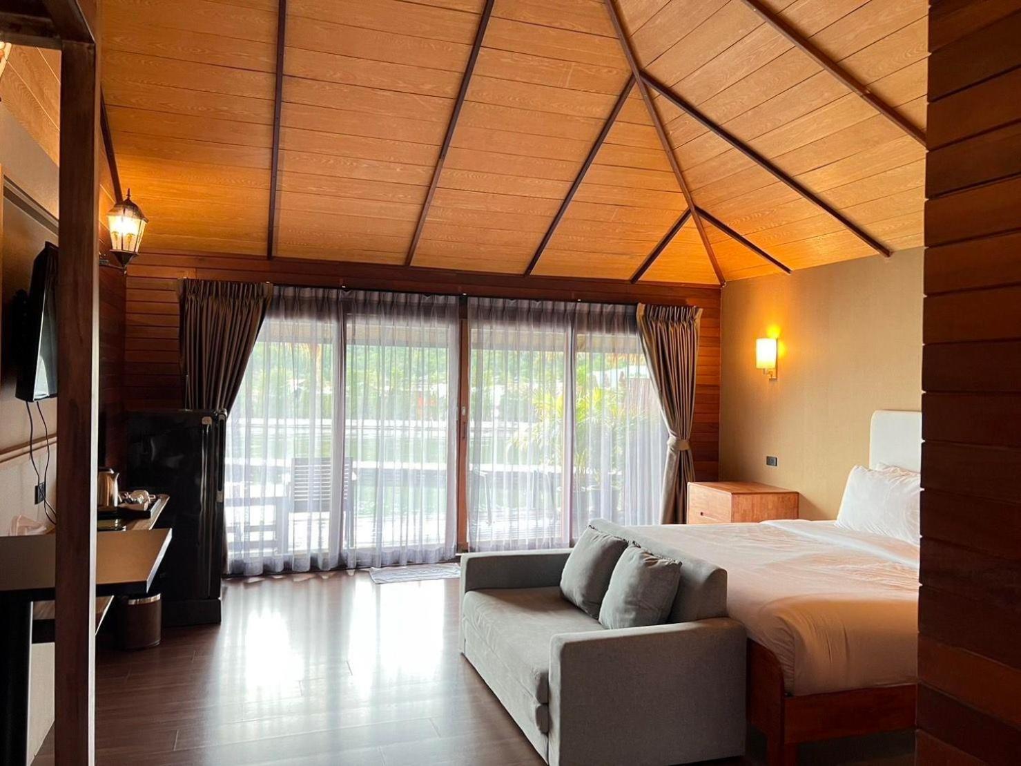 Ruknam Resort