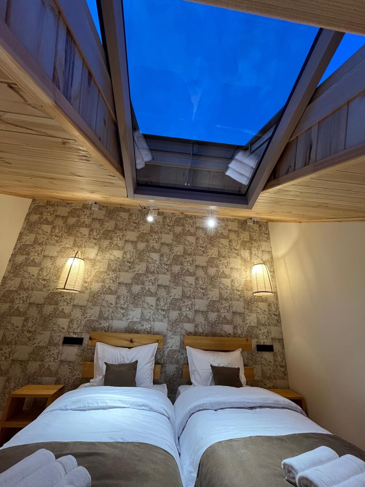Berkri Gastro Yard & Guest House