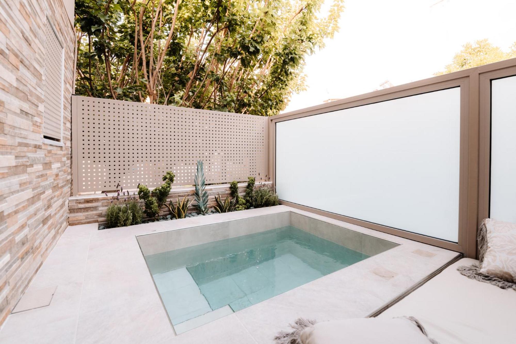 Sabbia Mini Pool Suites II