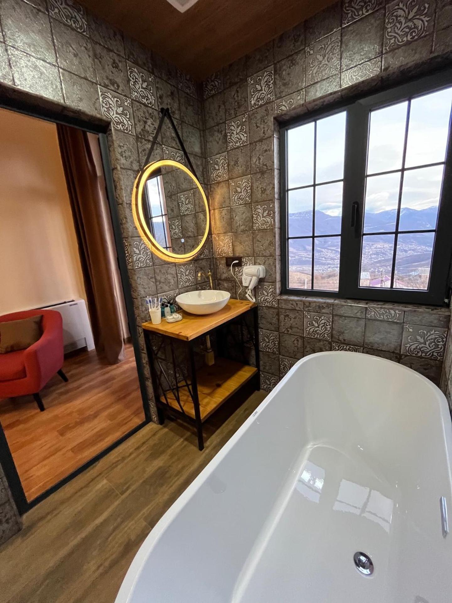 Berkri Gastro Yard & Guest House