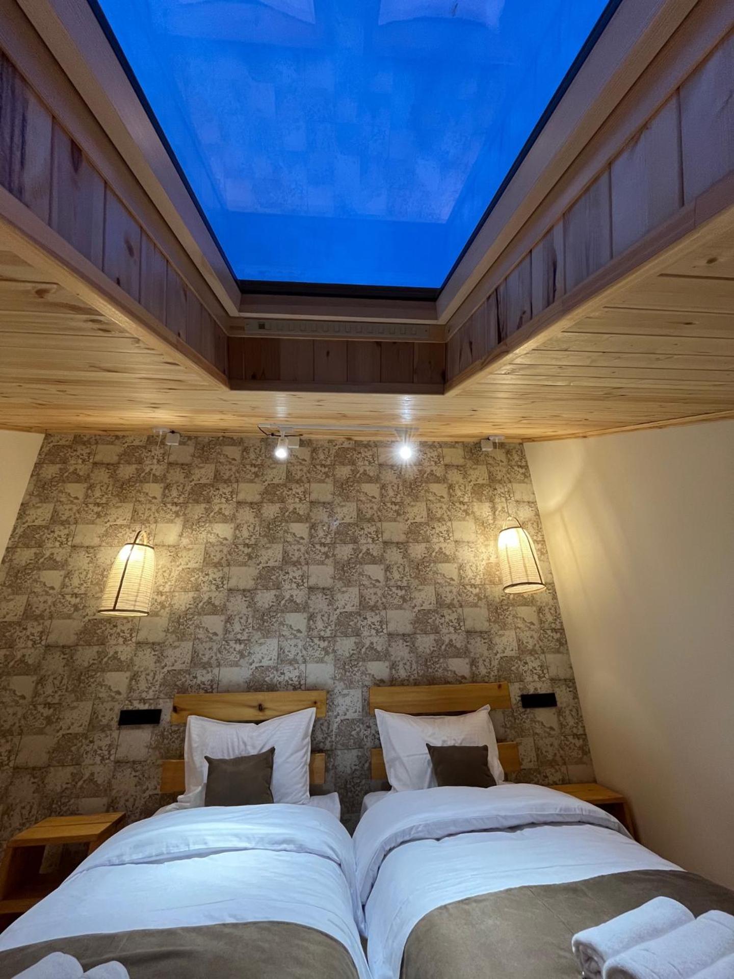 Berkri Gastro Yard & Guest House