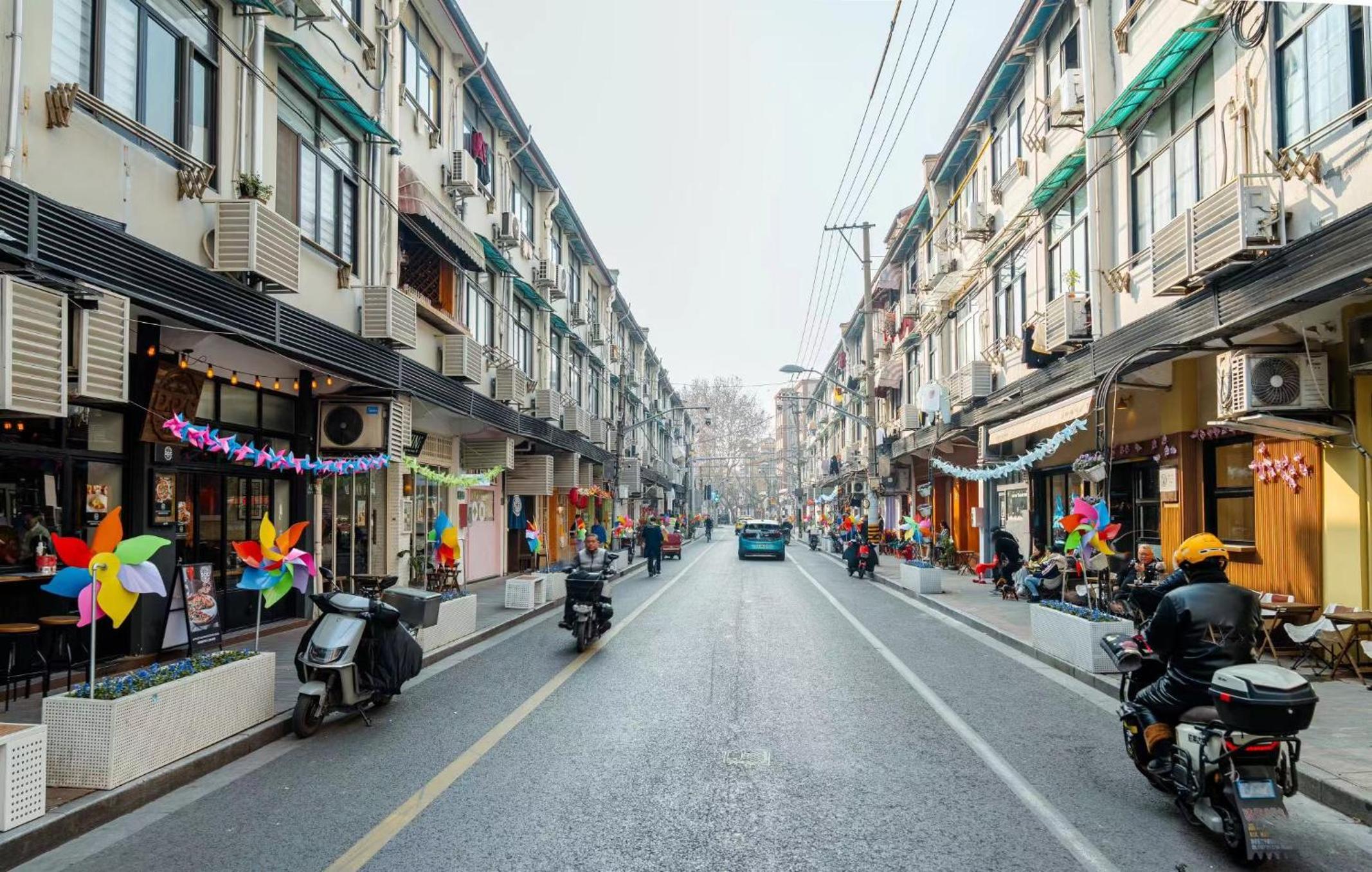 Shanghai Downtown Blossom B&B- Yongkang Road