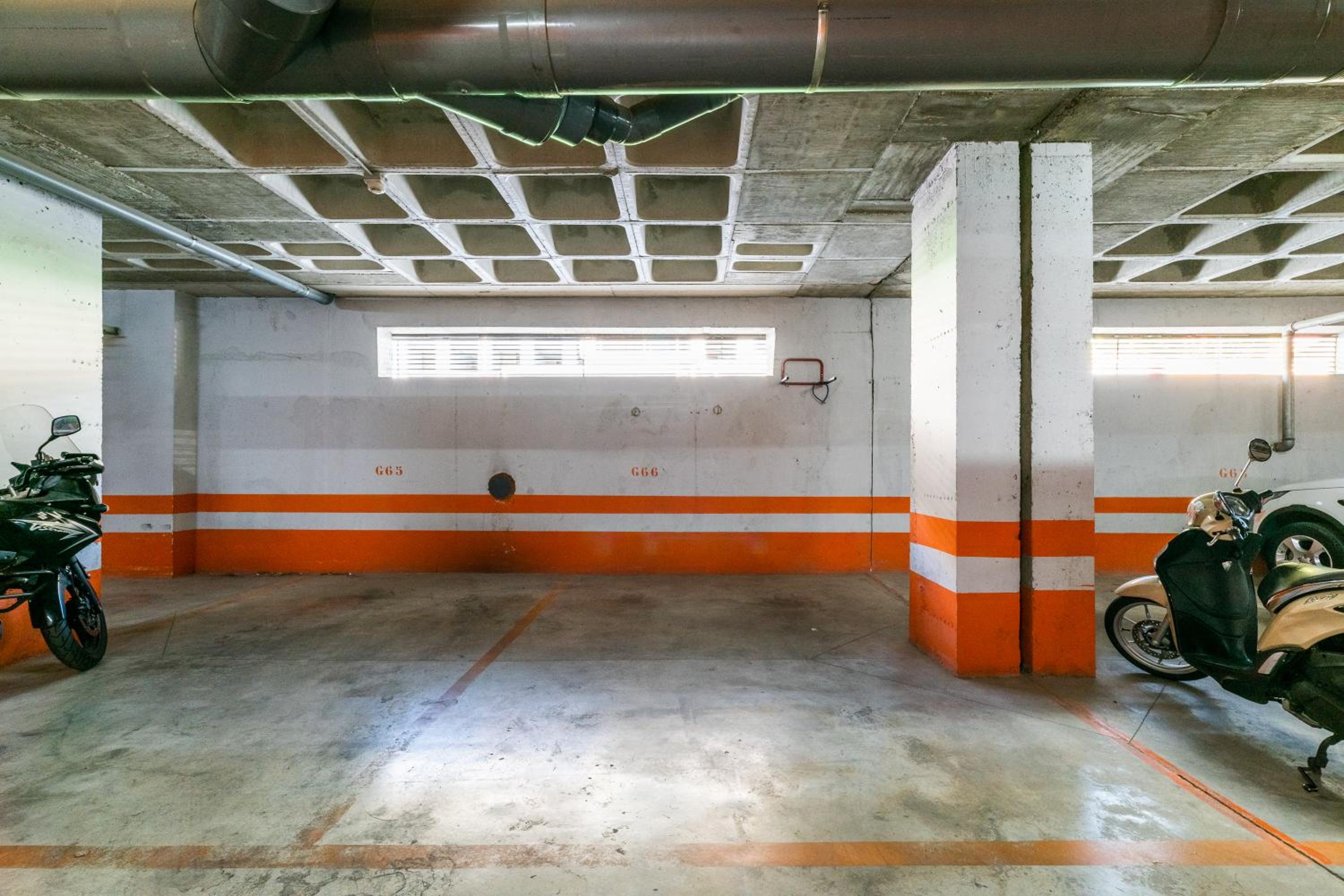 tuGuest Avenida de la Investigación - Free parking