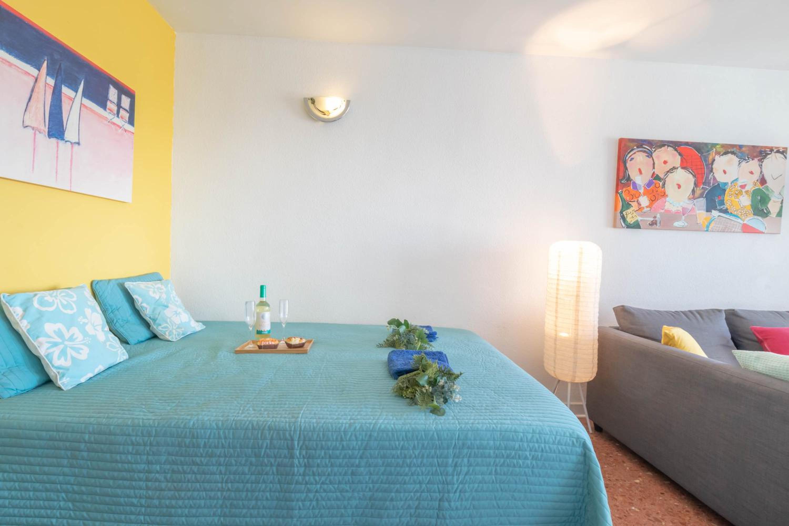 Viola Calypso - Happy Rentals view 5