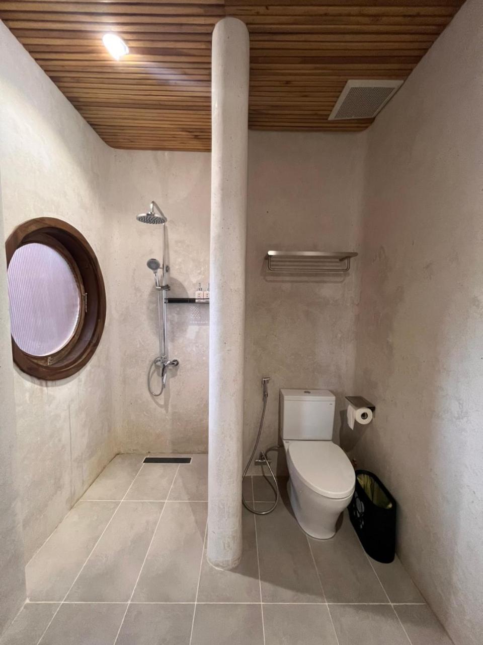 Komi House Homestay