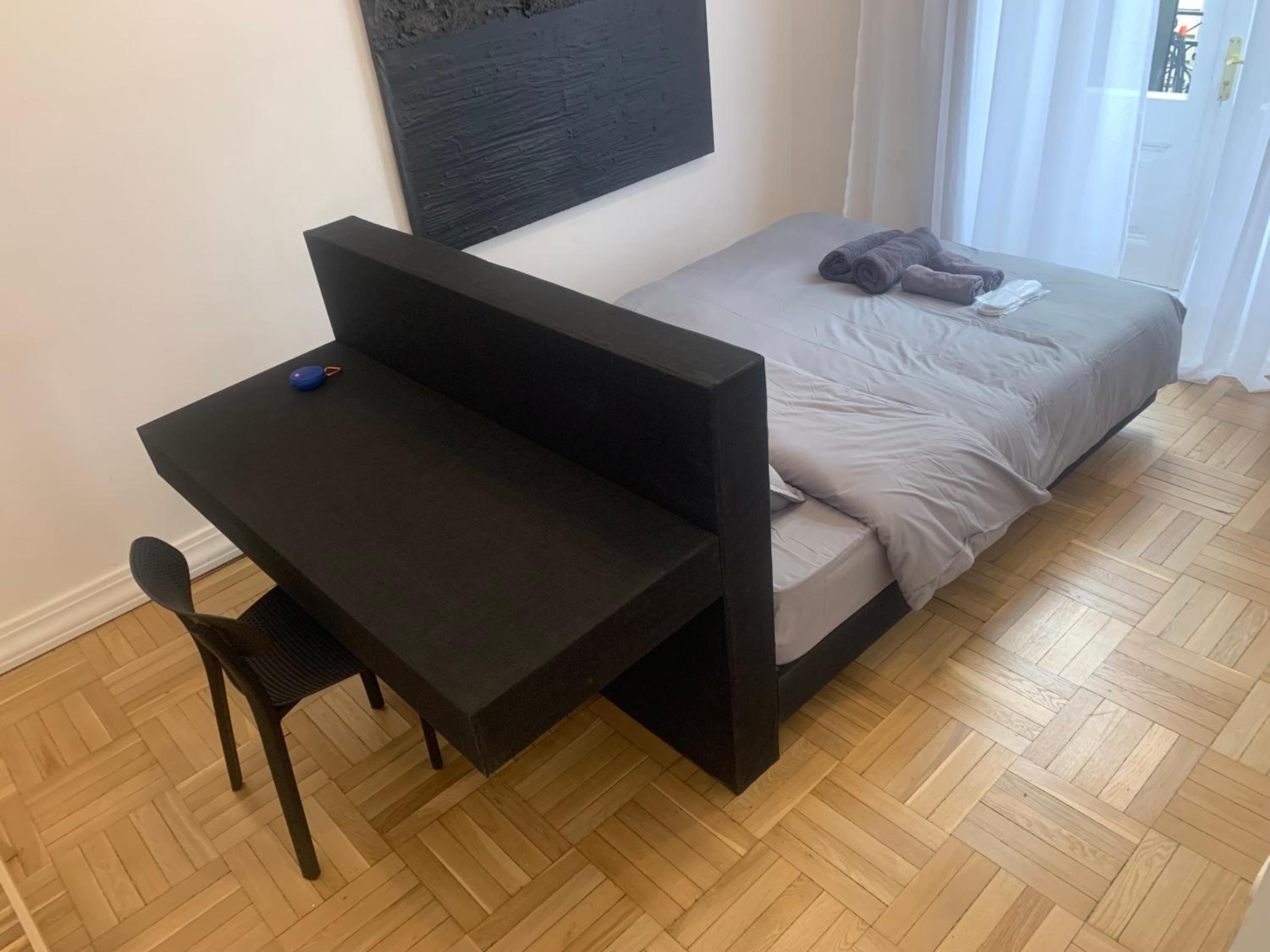 M 1 apartment view 4