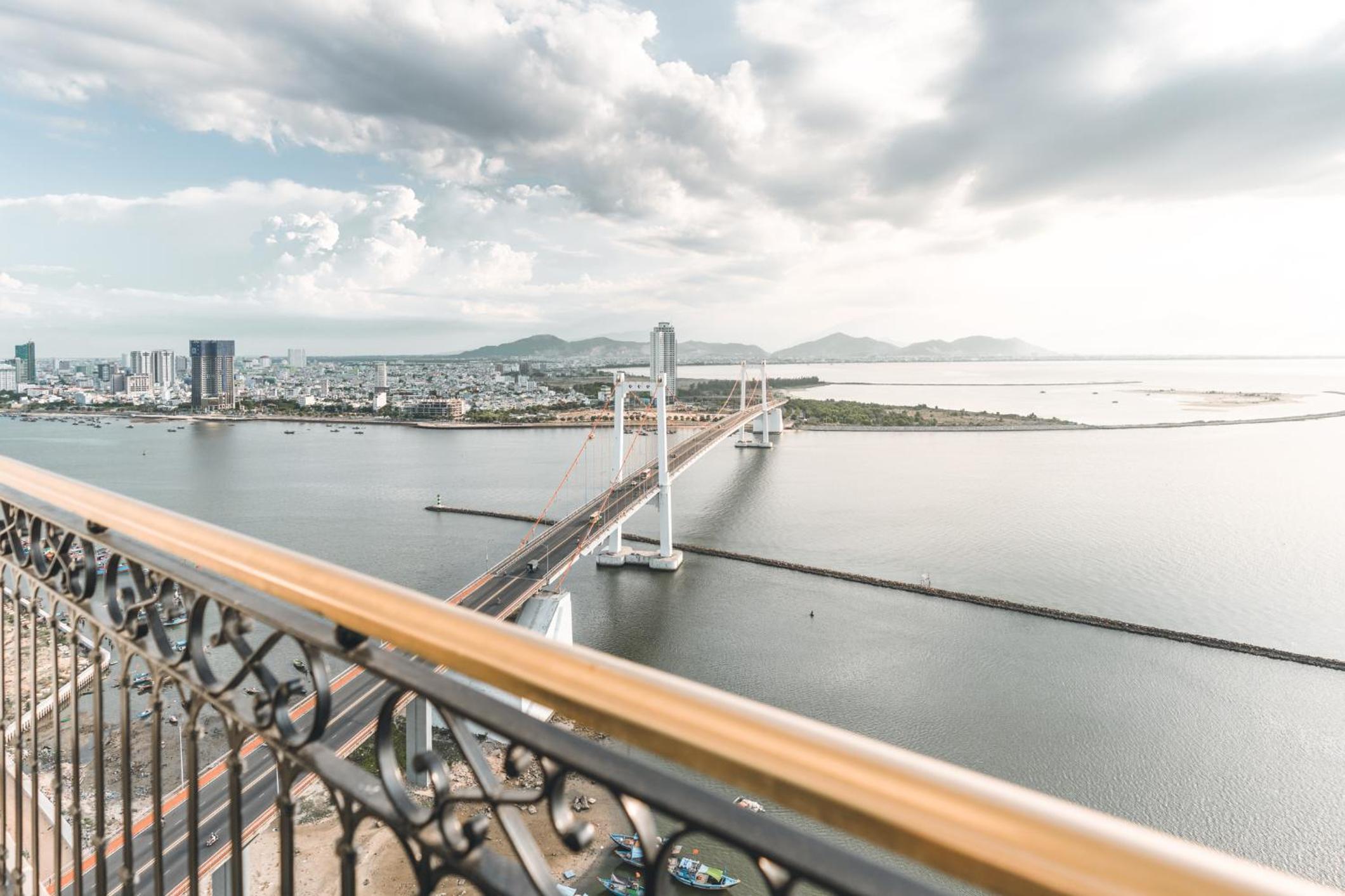 Wyndham Danang Golden Bay 97