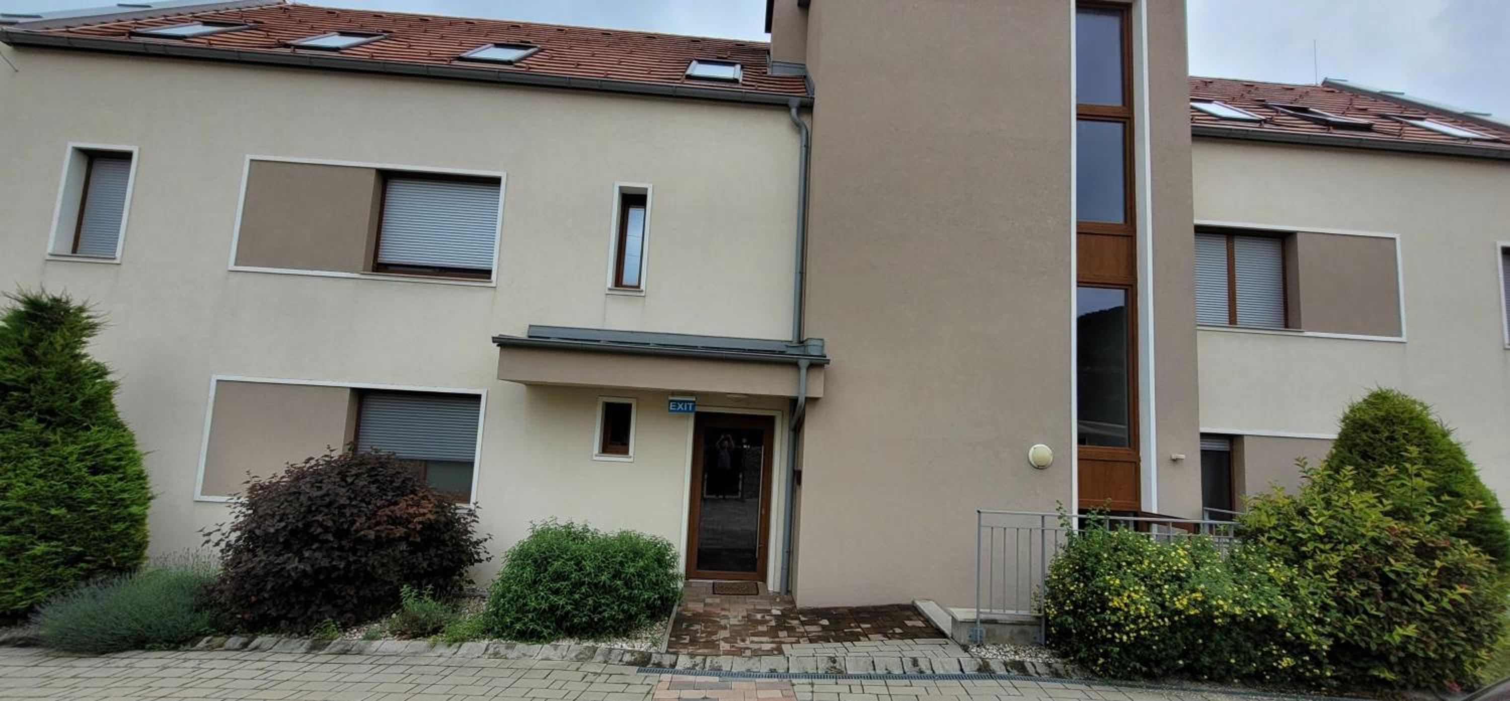 Öreghegyi Apartman