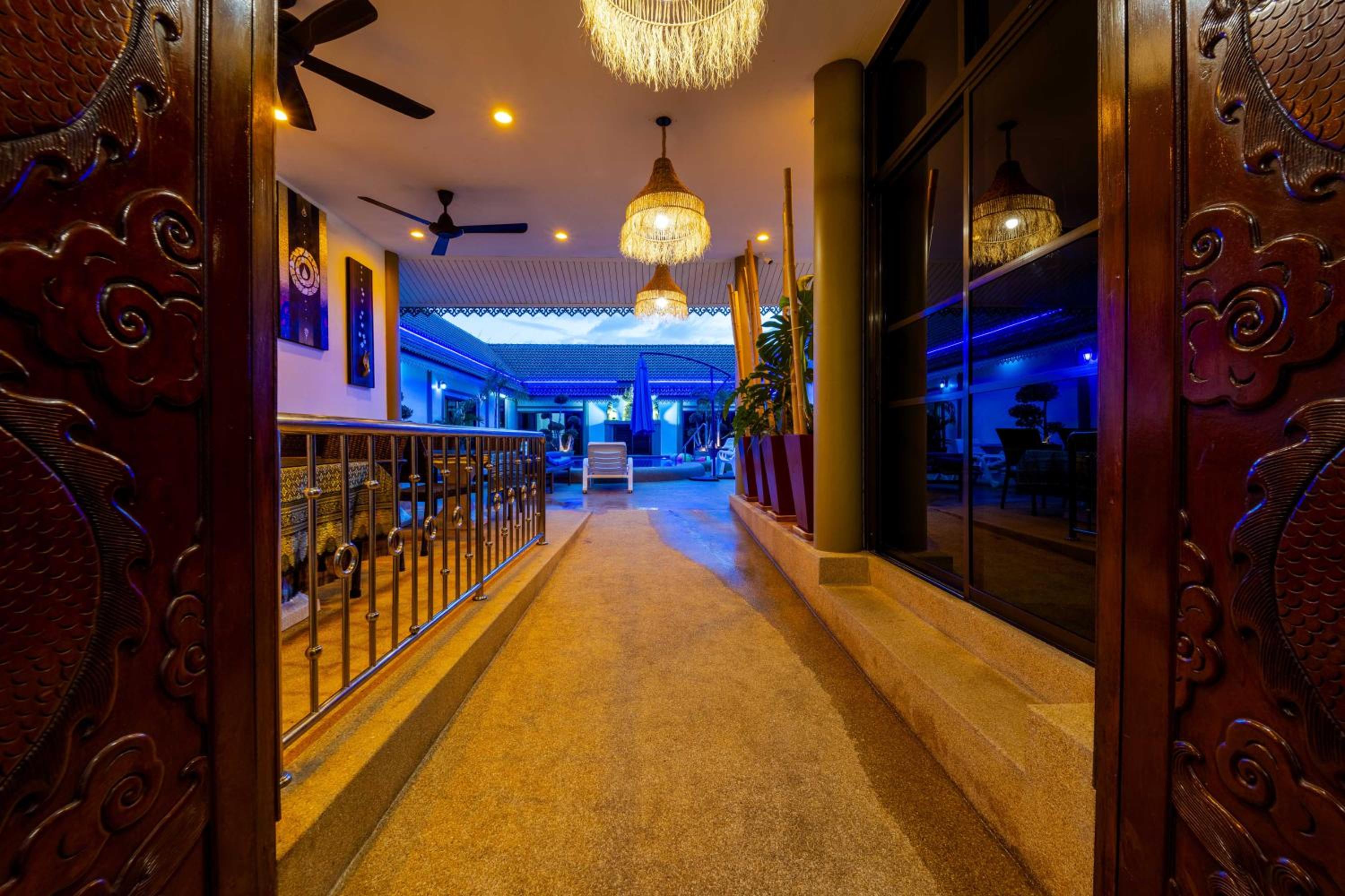 Siam Court Hotel and Resort