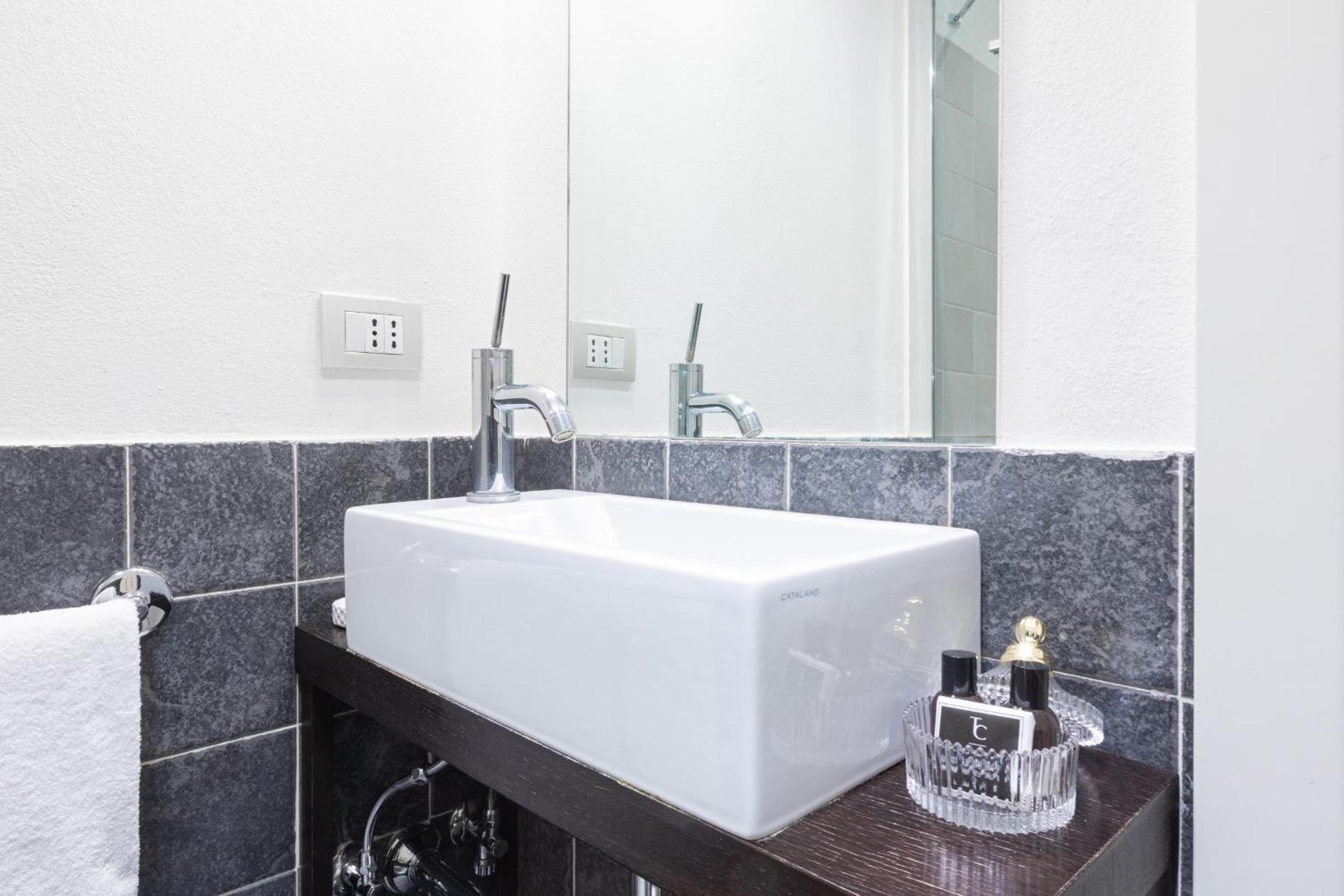 Bicocca Terrace Two Bedroom Apartment - Top Collection
